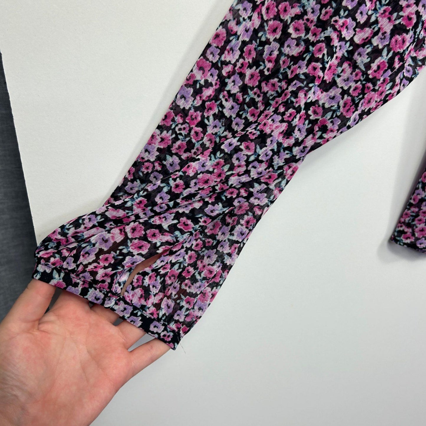 Anko Black Pink Floral Long Sleeve Ruffle Blouse Top Size 18