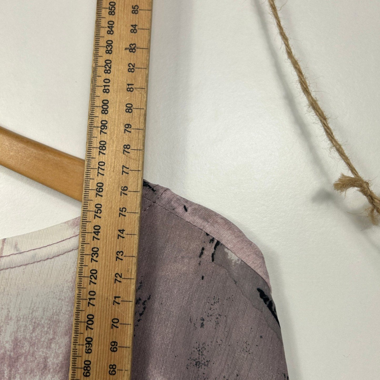 Meggie Multicoloured Short Sleeve Embellished Floral Top Size 12 14