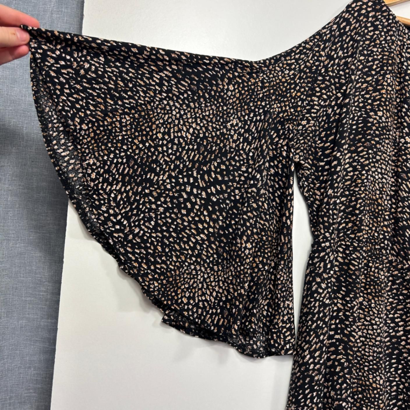 Pink Diamond Black Beige Wide Bell Sleeve Oversized Fit Size 12 16
