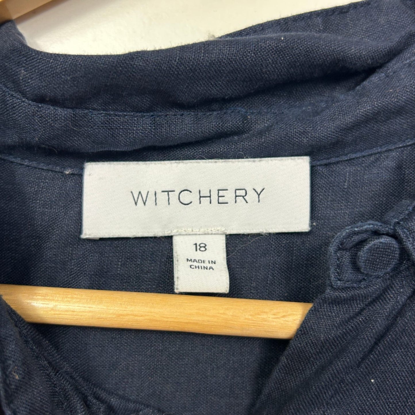 Witchery Women's Navy Linen Long Sleeve Button Up Shirt Blouse Size 18