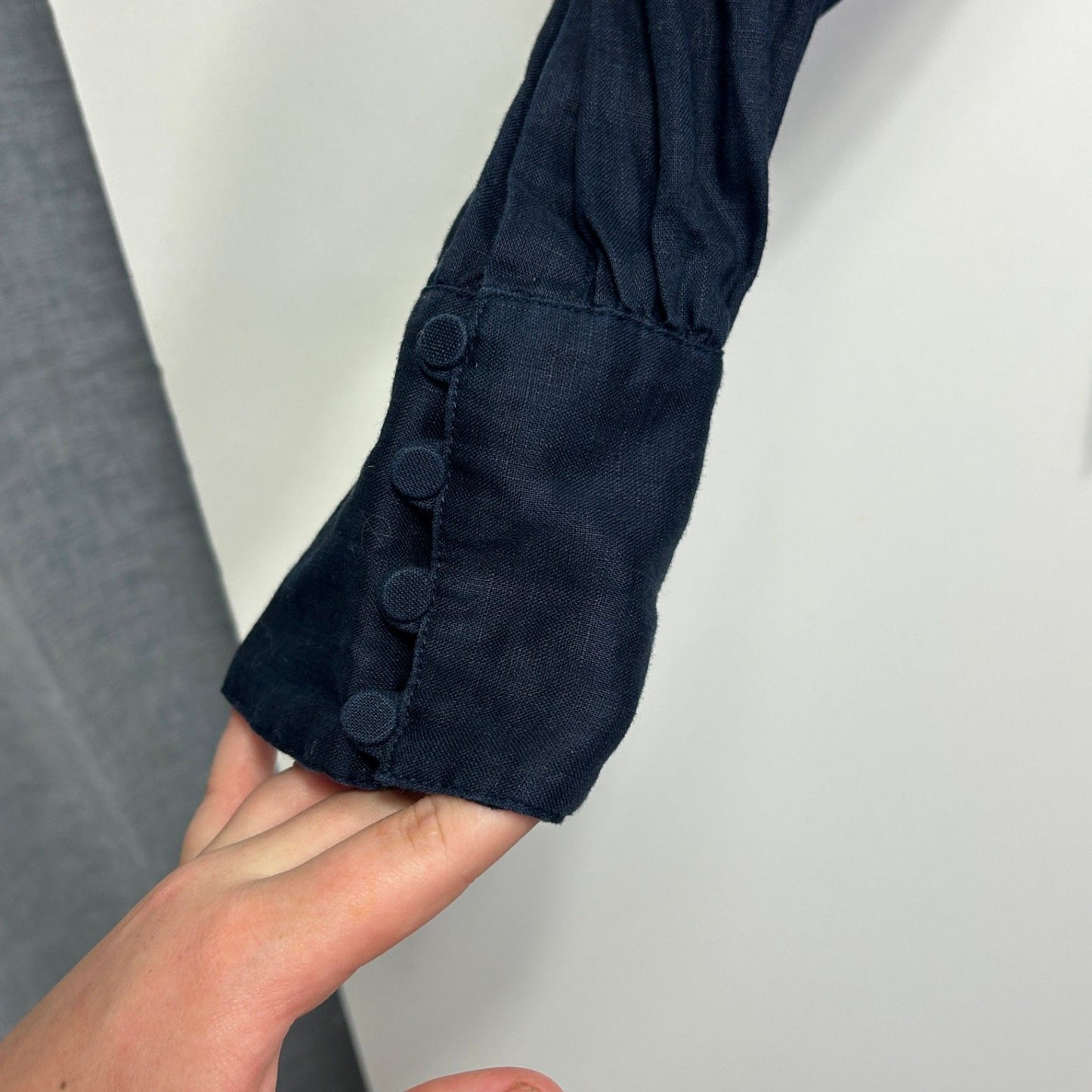 Witchery Women's Navy Linen Long Sleeve Button Up Shirt Blouse Size 18