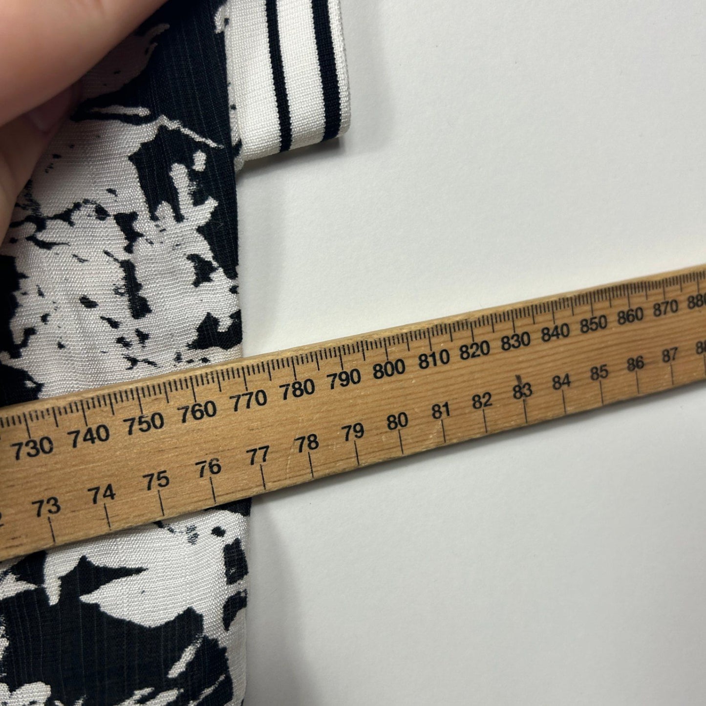 Et Alia Black White Short Sleeve Boxy Blouse Size 20 XXXL New Zealand Designer