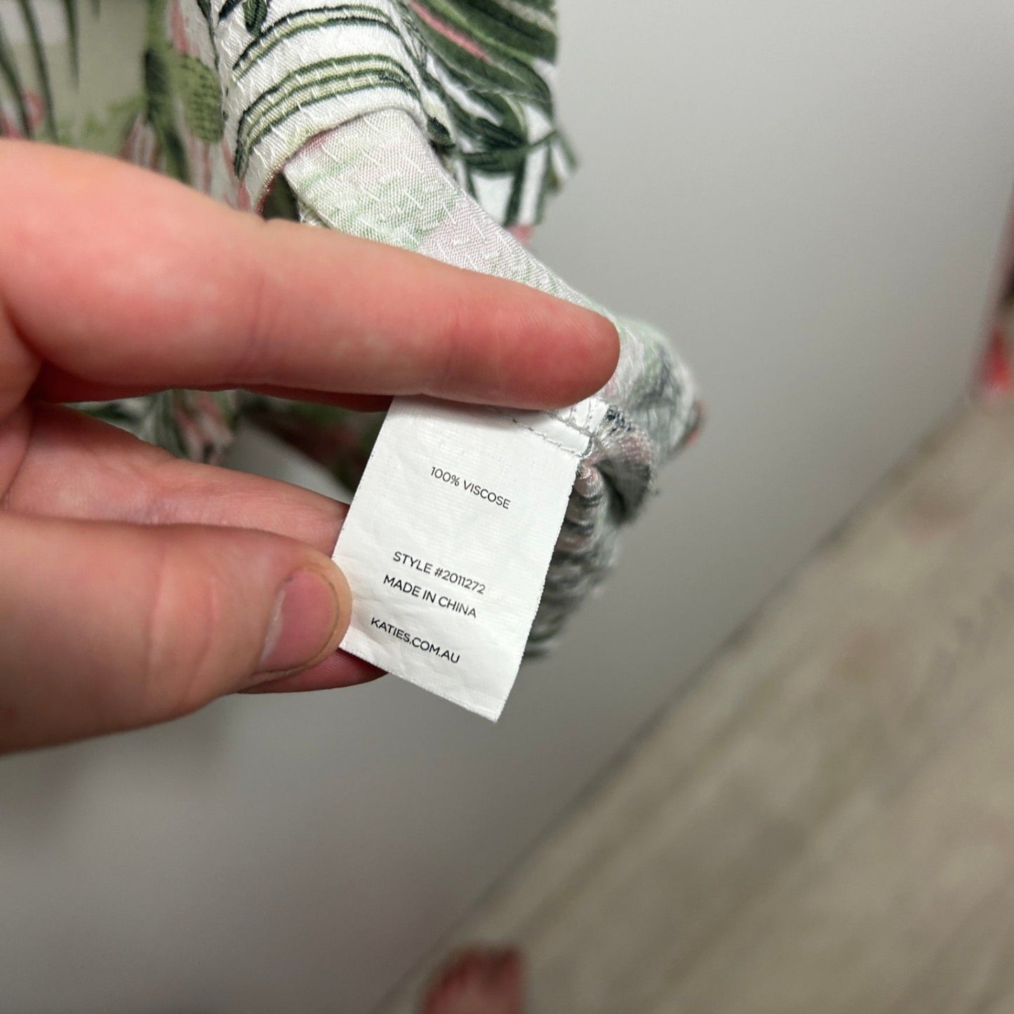 Katies Green Pink White Short Sleeve Viscose Tropical Floral Dress Size 18