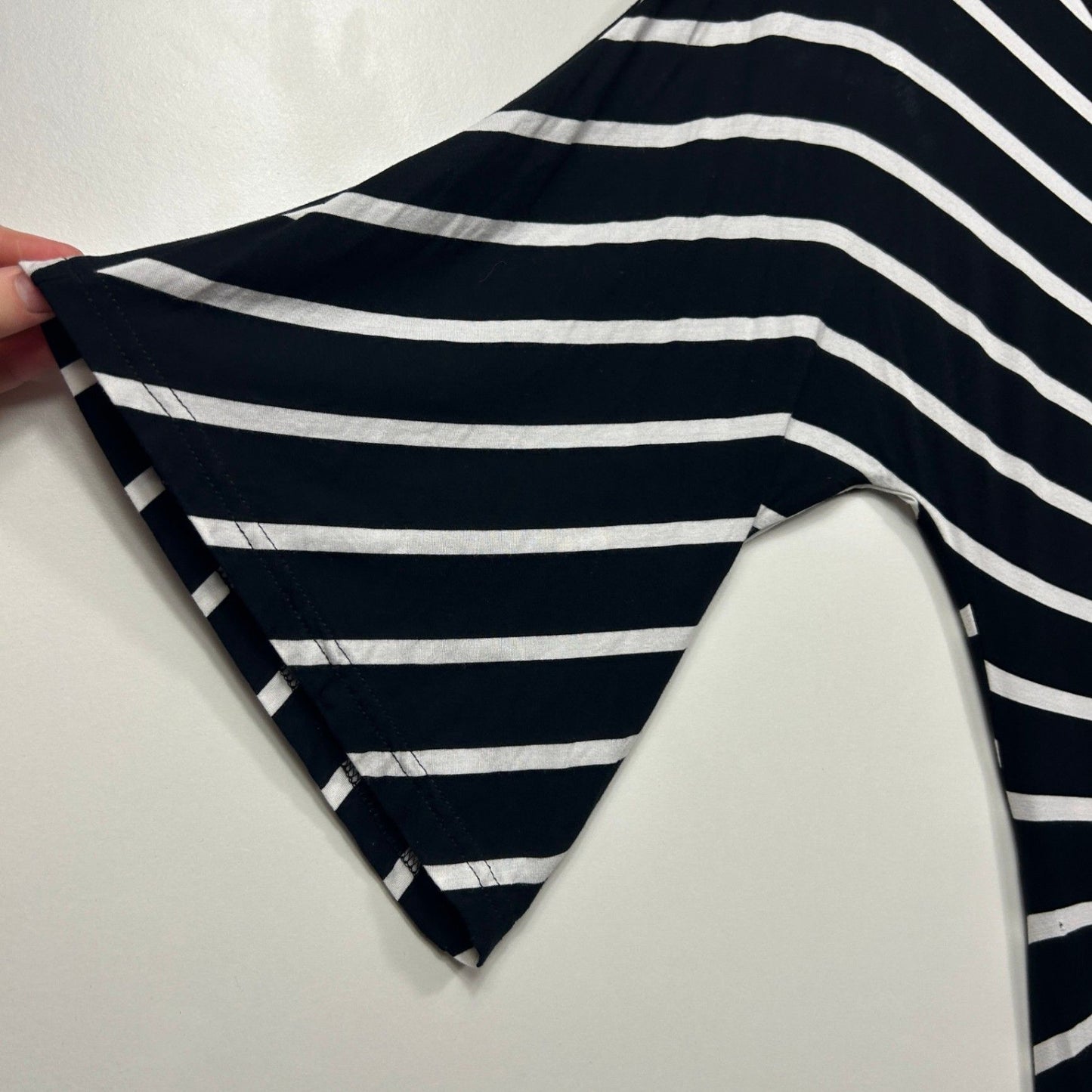 Flower Womens Black White Long Sleeve Striped Rayon Dress Size 16 Stretch