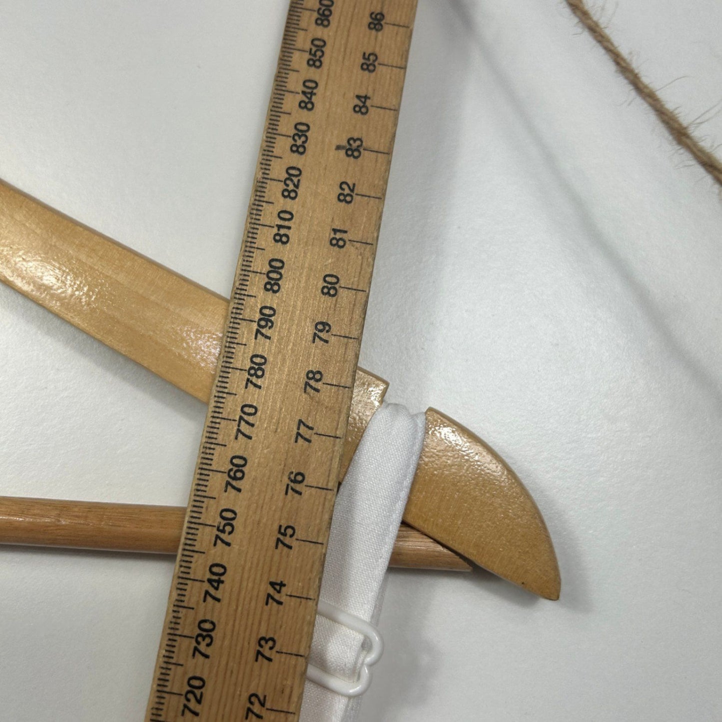 Autograph? White Embroidered Sleeveless V-Neck Boho Camisole Singlet Top Size 26