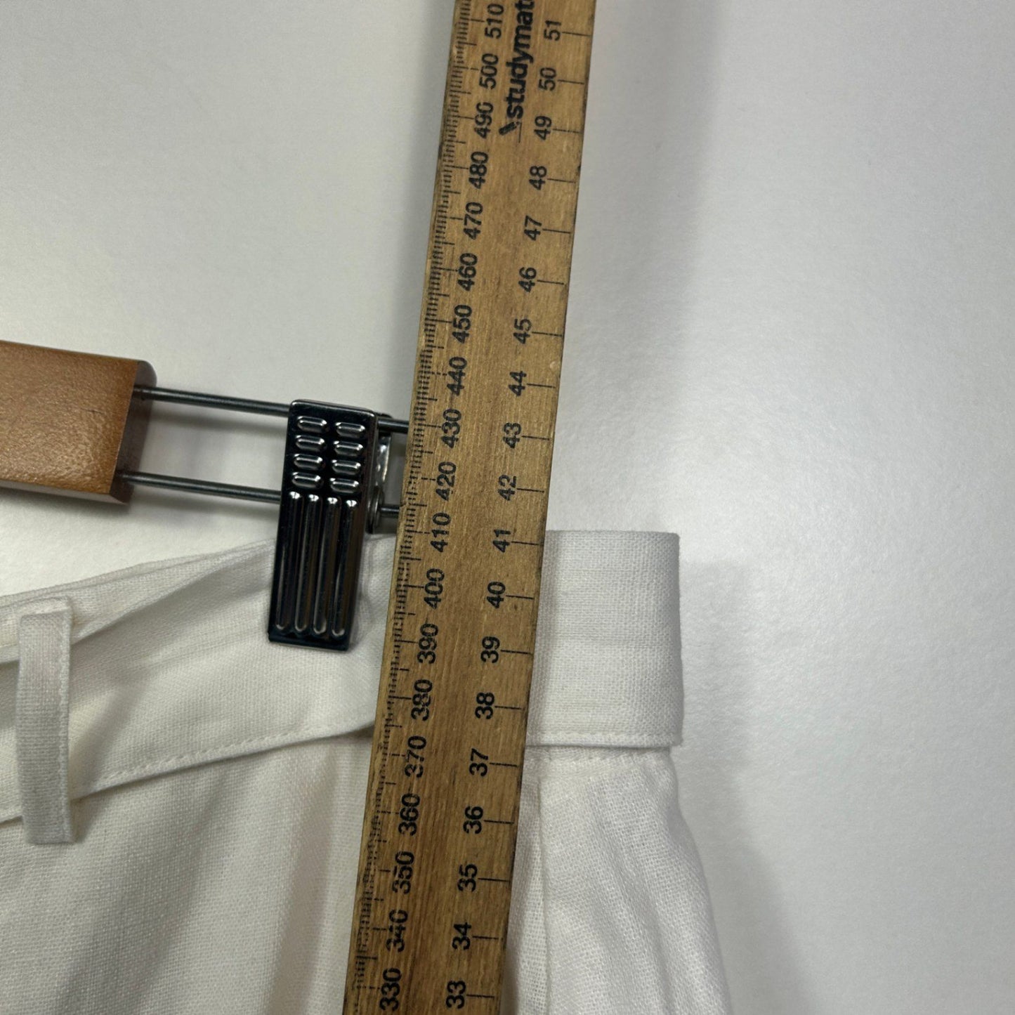 New Emerge Cream Linen Blend Casual Shorts with Pockets Size 18