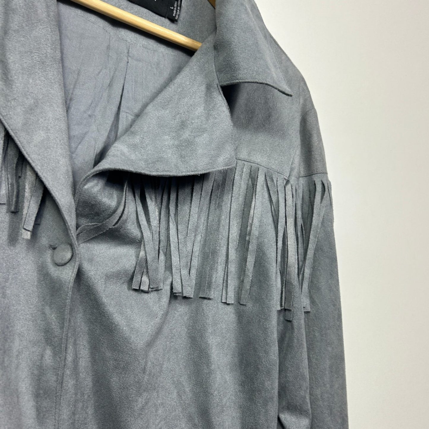 MINKPINK Faux Suede Fringe Grey Western Boho Cropped Jacket Size Large