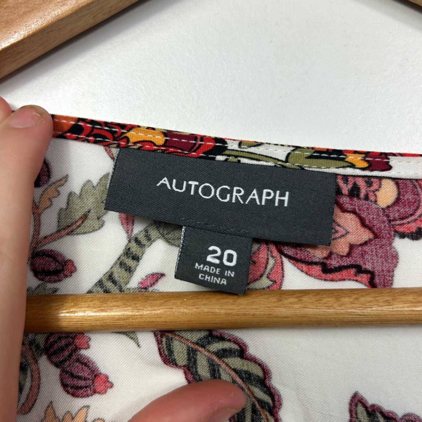 Autograph White Multicoloured Floral 3/4 Sleeve Top Size 20