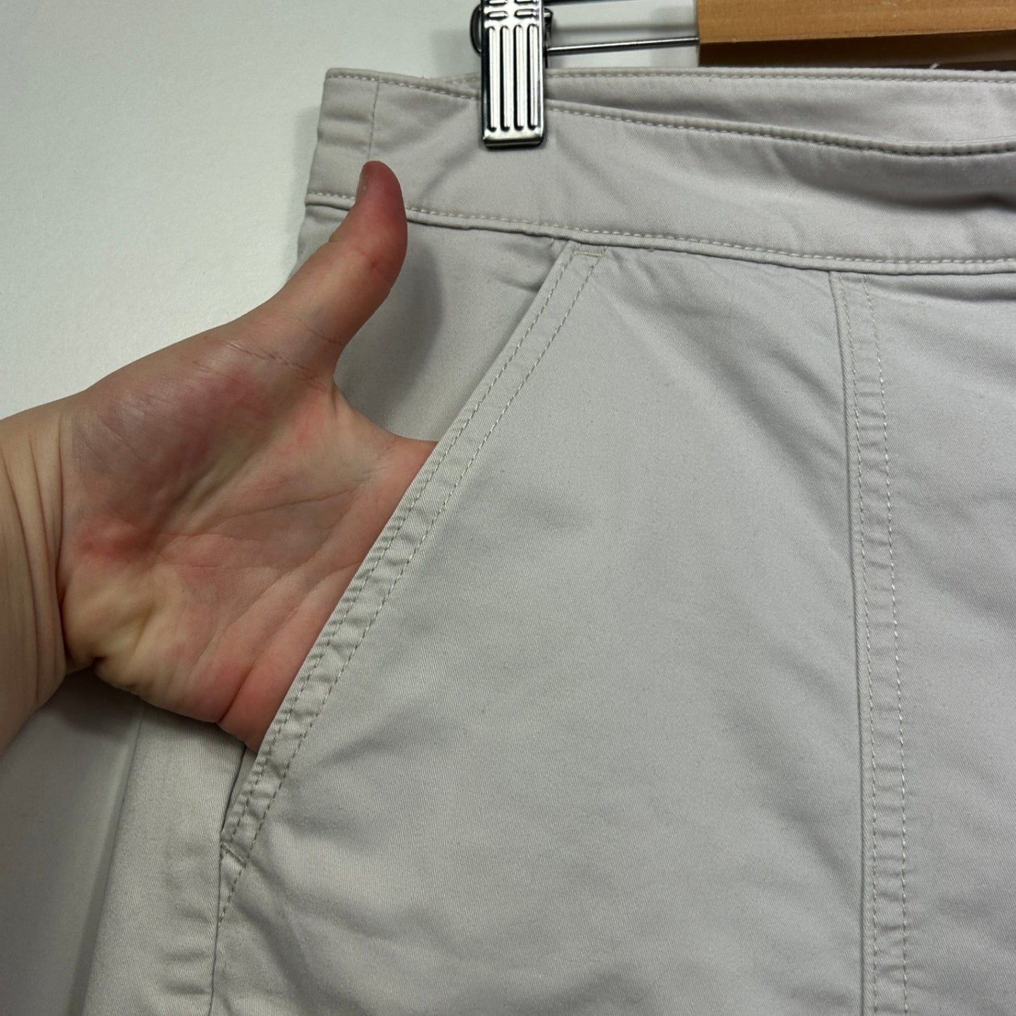 Sportscraft Beige Pockets Cotton Straight Leg Chinos Trousers Pants Size 16