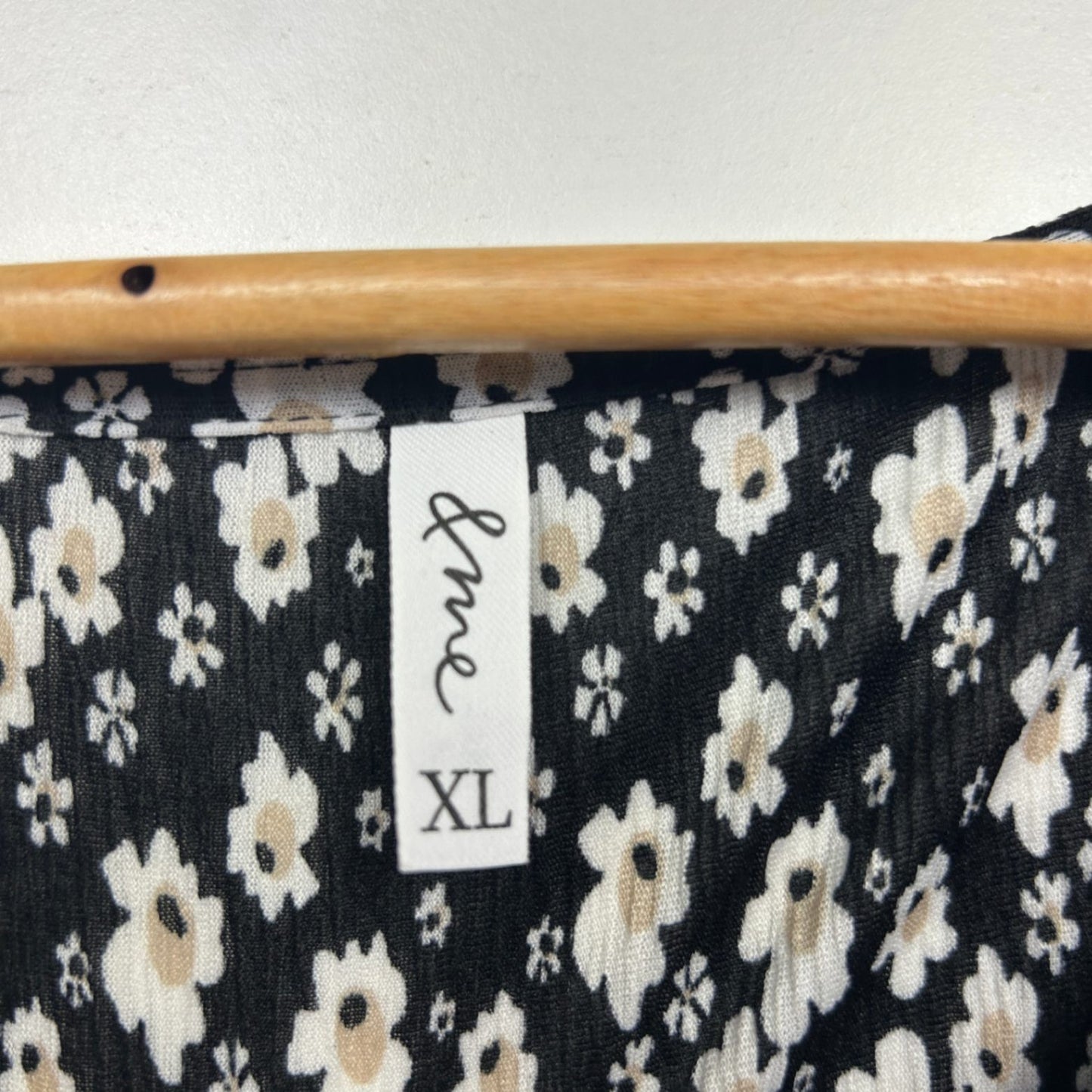 &me Women's Black White Short Sleeve Floral Casual Dress Size 16 XL