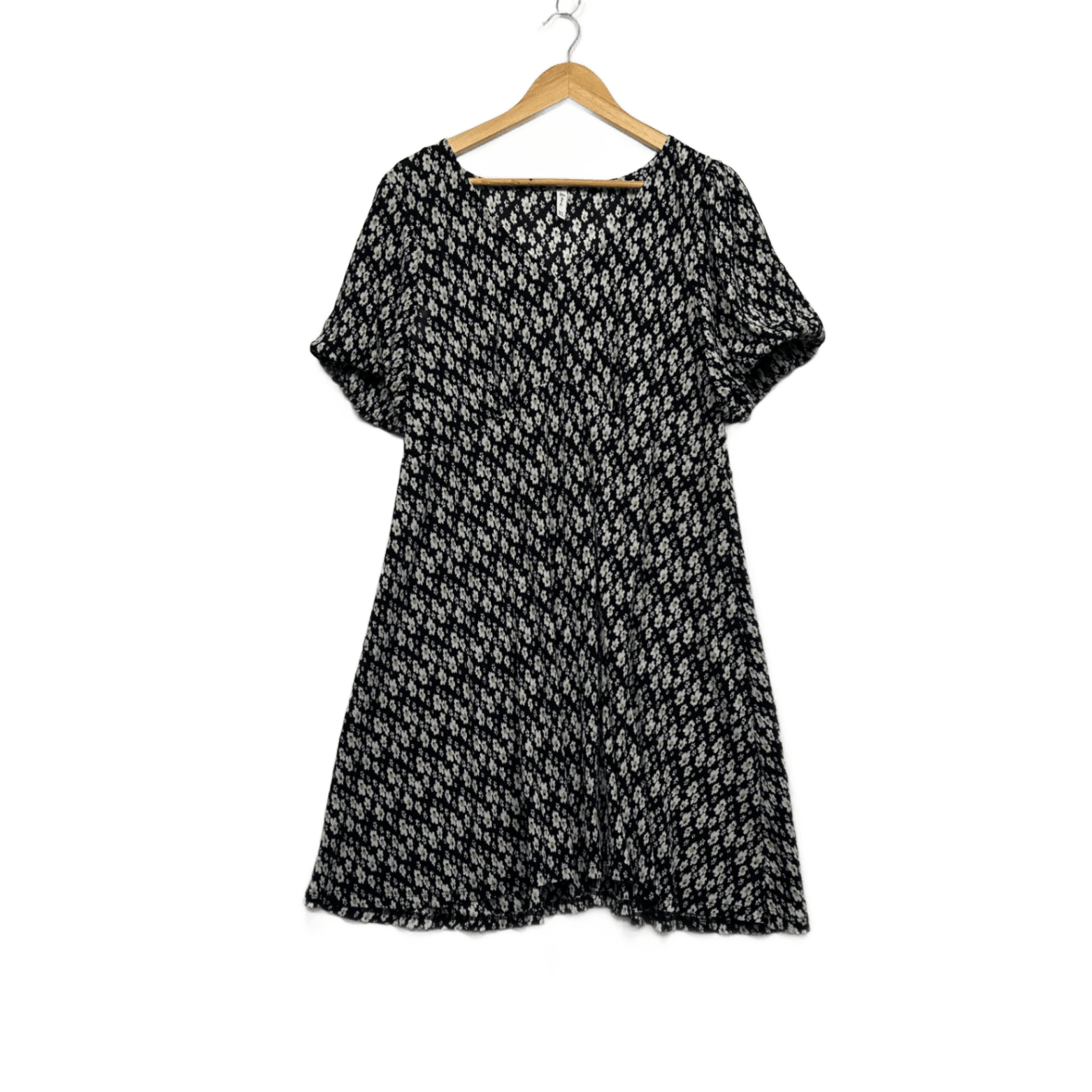 &me Women's Black White Short Sleeve Floral Casual Dress Size 16 XL