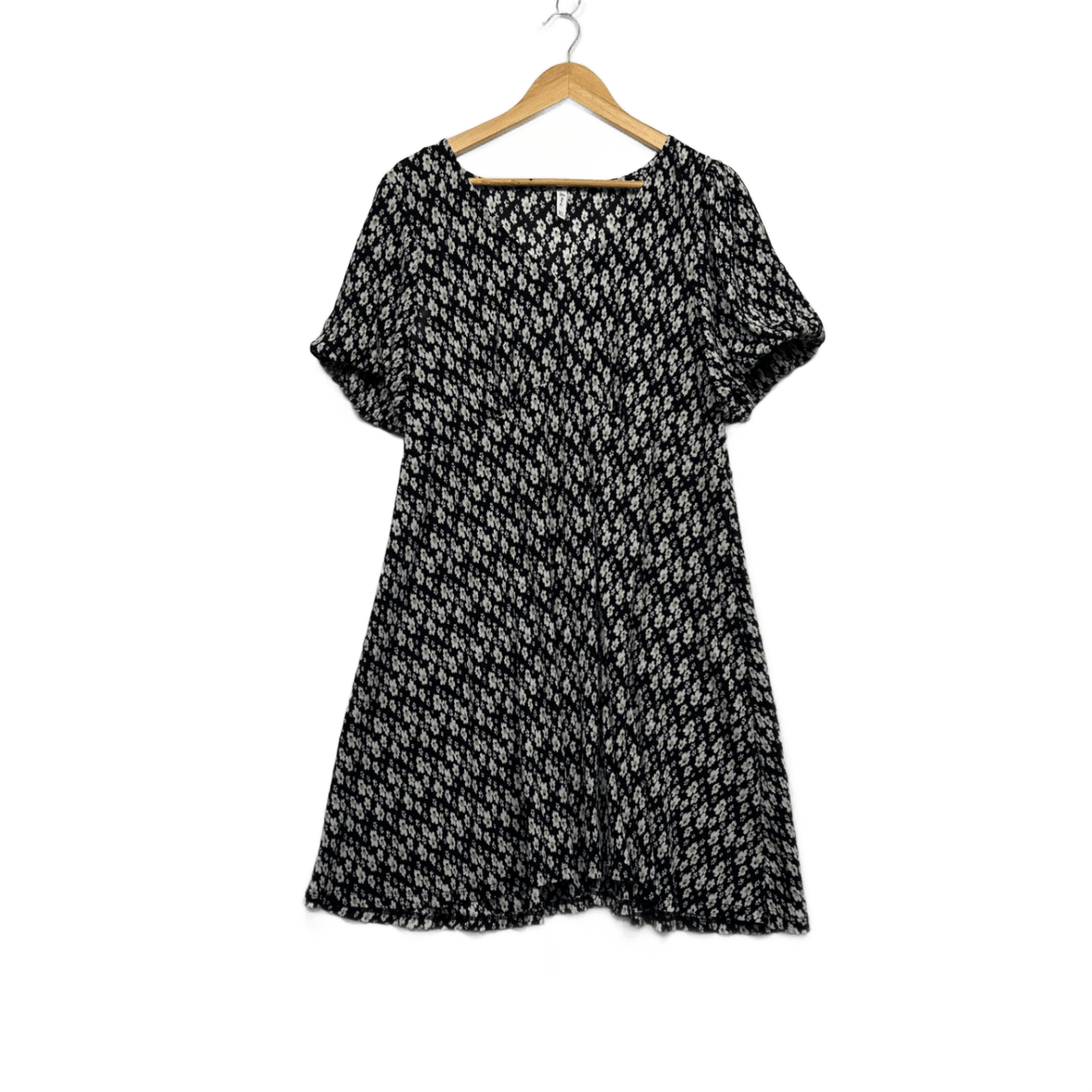 &me Women's Black White Short Sleeve Floral Casual Dress Size 16 XL