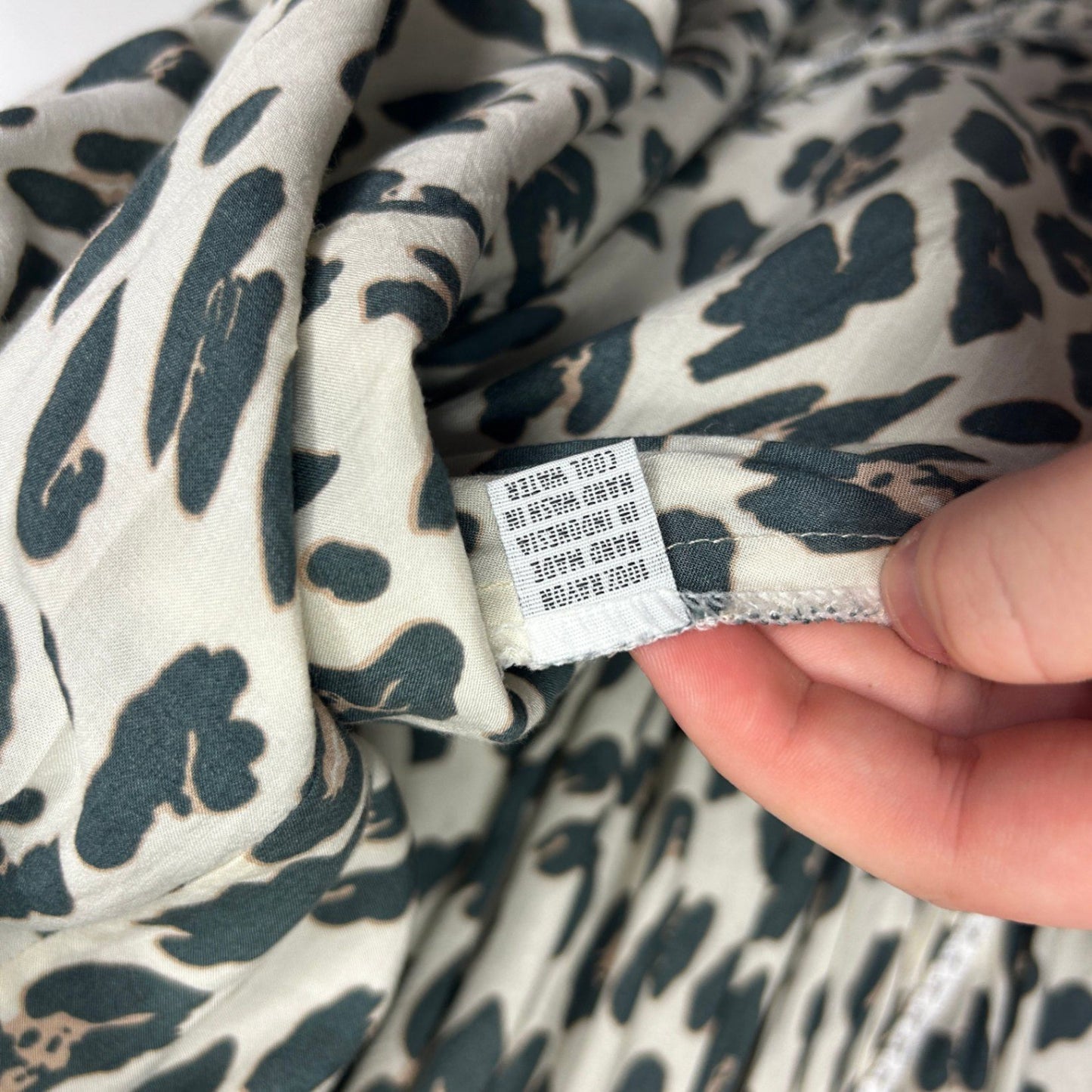 Vine Apparel Beige Black Animal Print Sleeve Peak Maxi Dress Size M/L 12 14