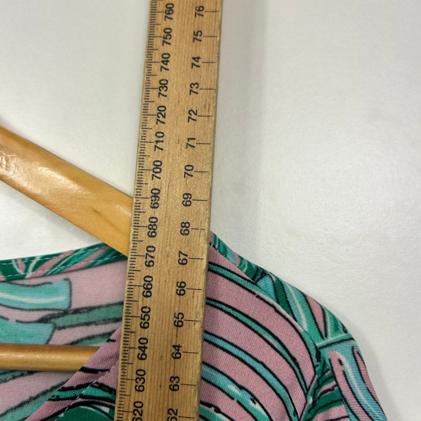 Rockmans  Pink Green Short Sleeve Floral V Neck Casual Top Size 14 16 XL