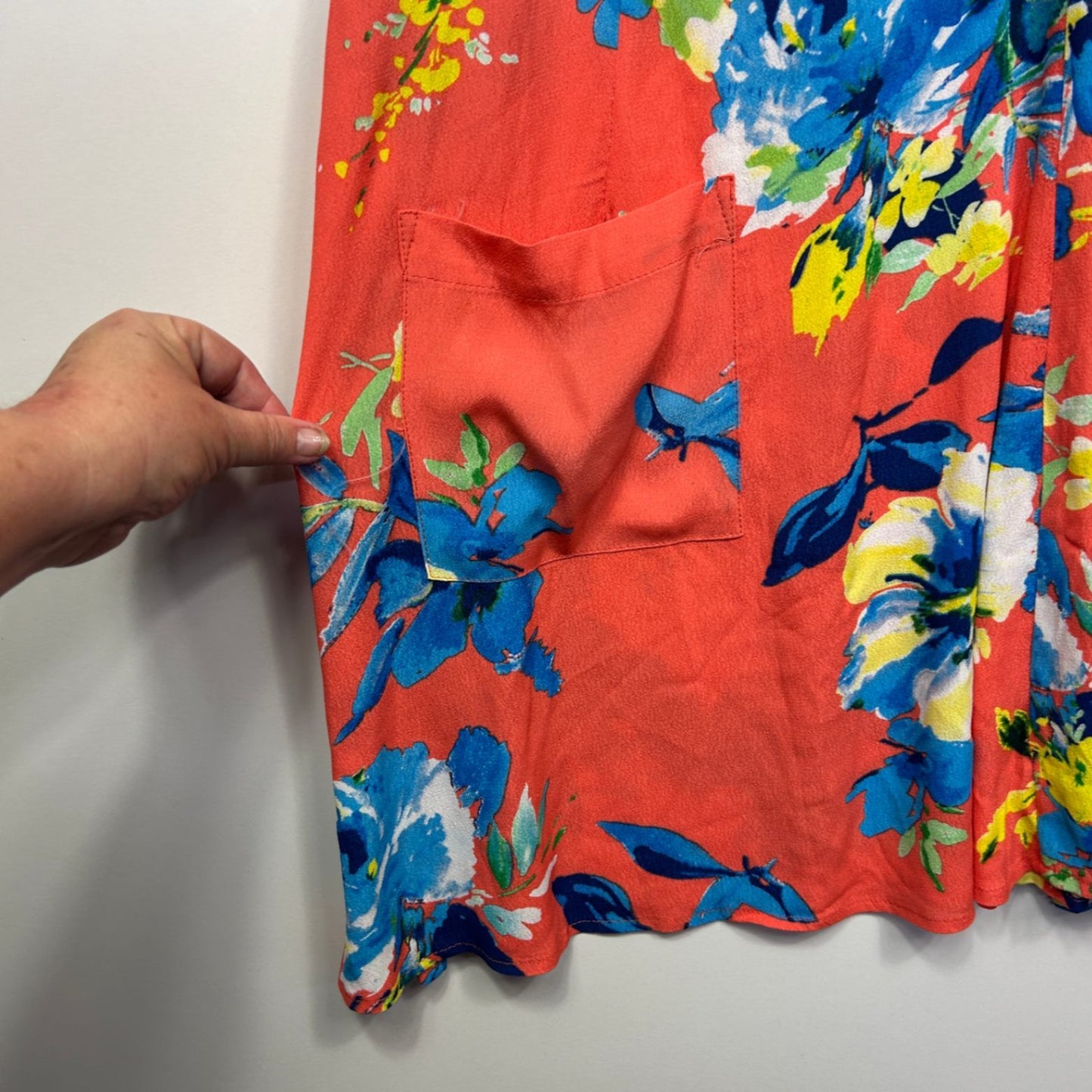 Sussan Sleeveless Floral Viscose Shift V-Neck A-line Dress Size 12