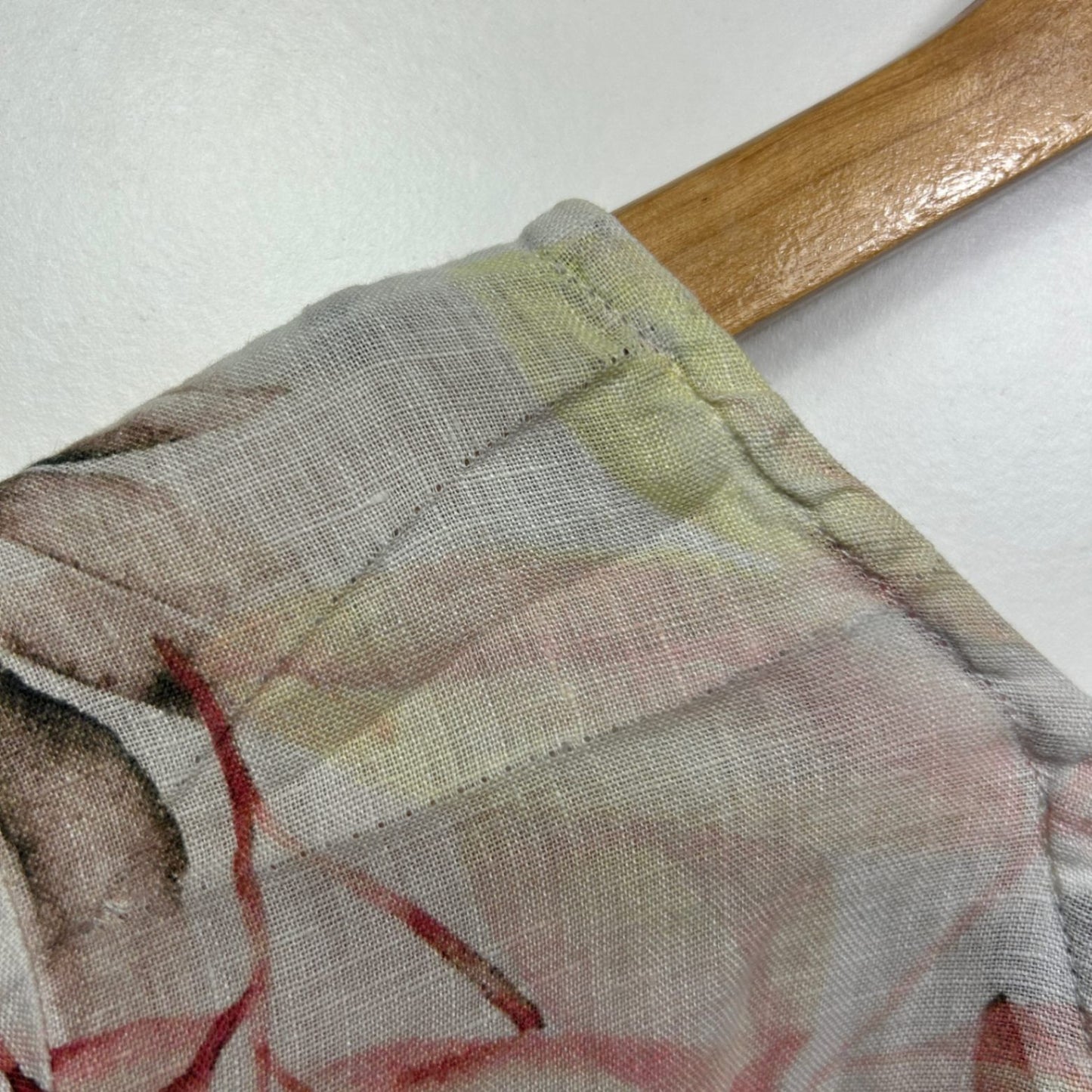 Sussan Linen Floral Short Sleeve Top Size 18 (Fault)