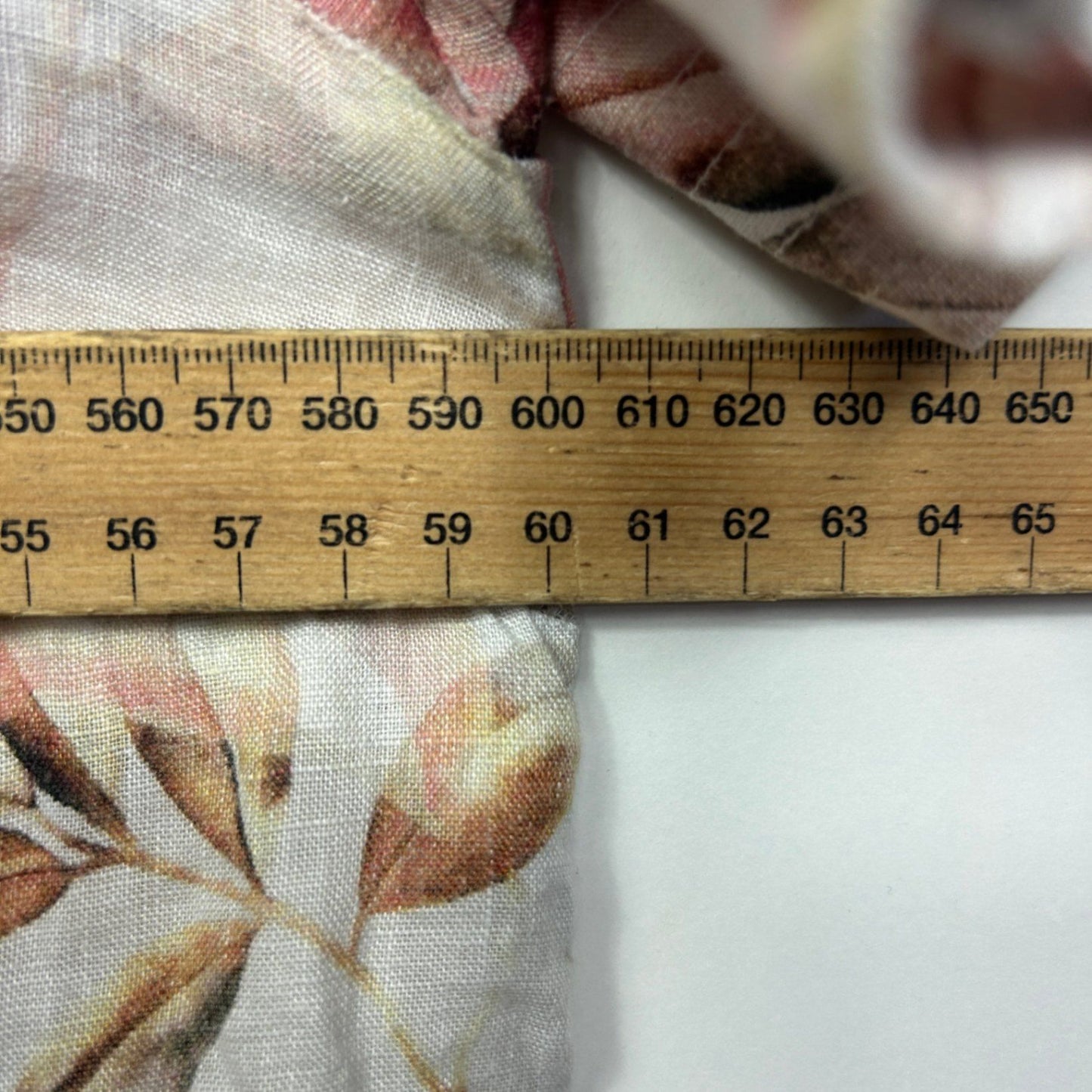 Sussan Linen Floral Short Sleeve Top Size 18 (Fault)