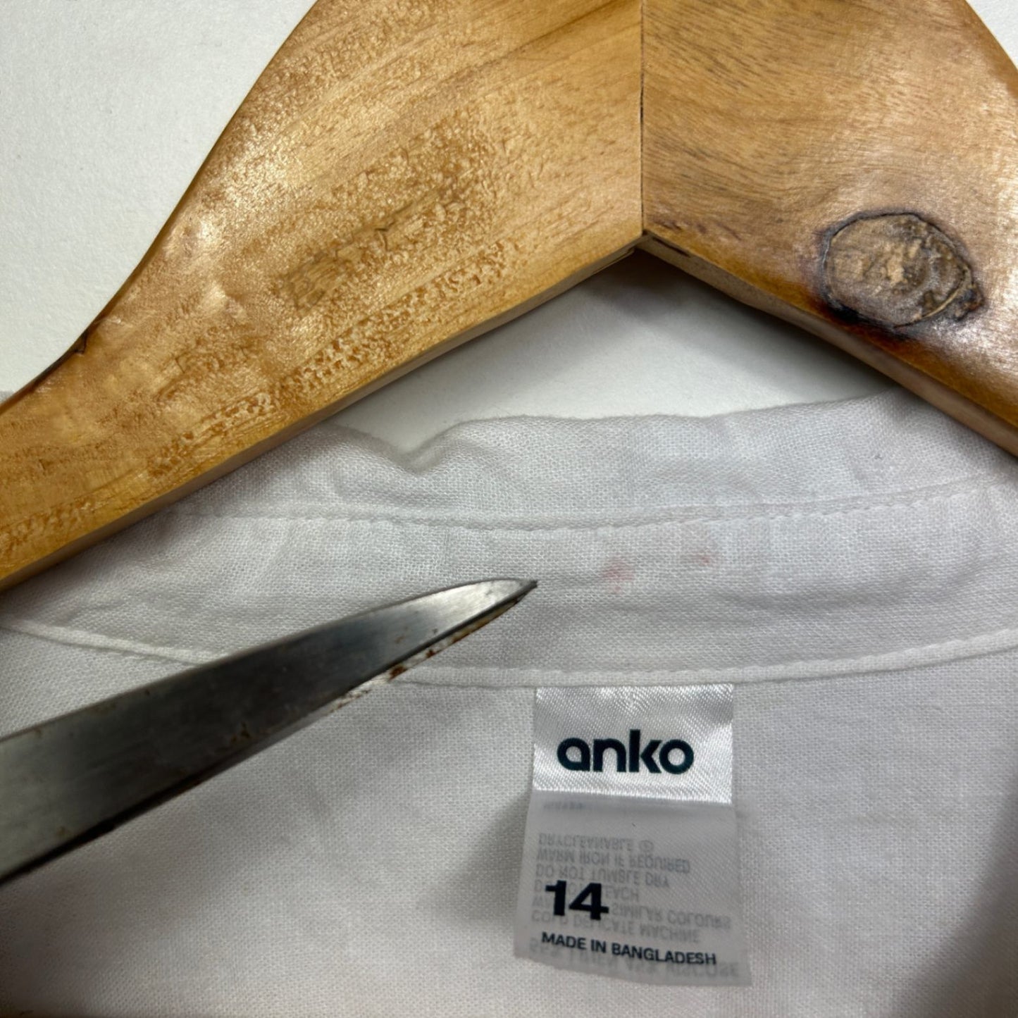 Anko White Linen Blend Long Sleeve Shirt Blouse Size 14 (Fault - Mark)