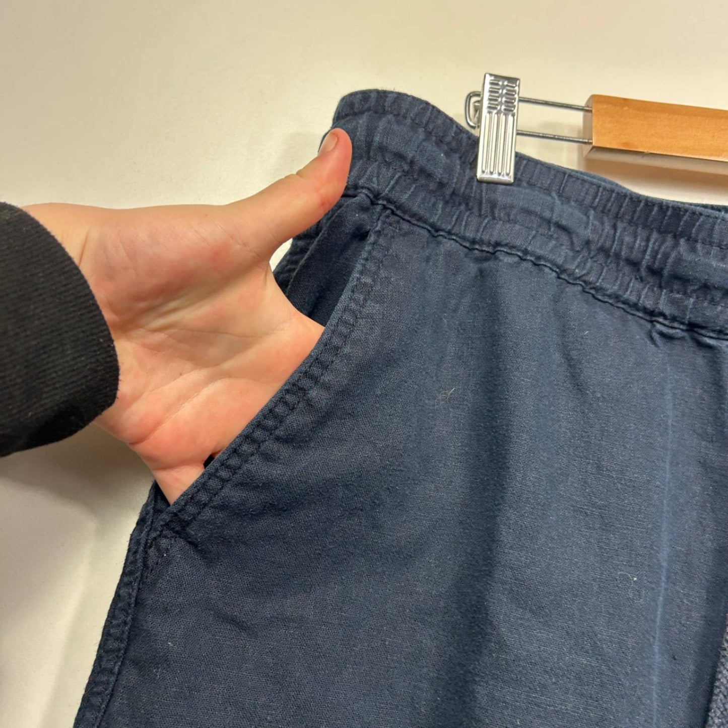 Johnny Bigg Mens Navy Blue Cotton Blend Casual Shorts Size 38