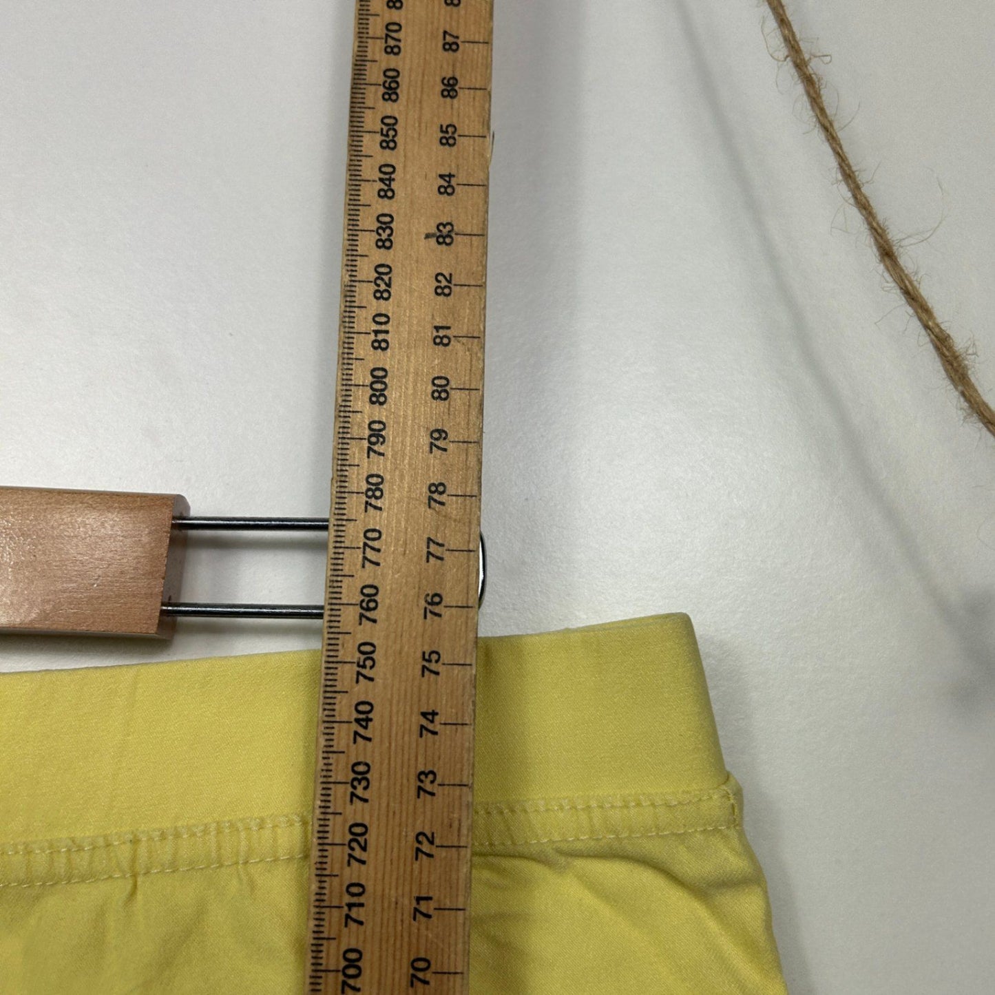 Quelque Womens Cropped Yellow Pants Embroidered Lace Hem Pull On Size 16