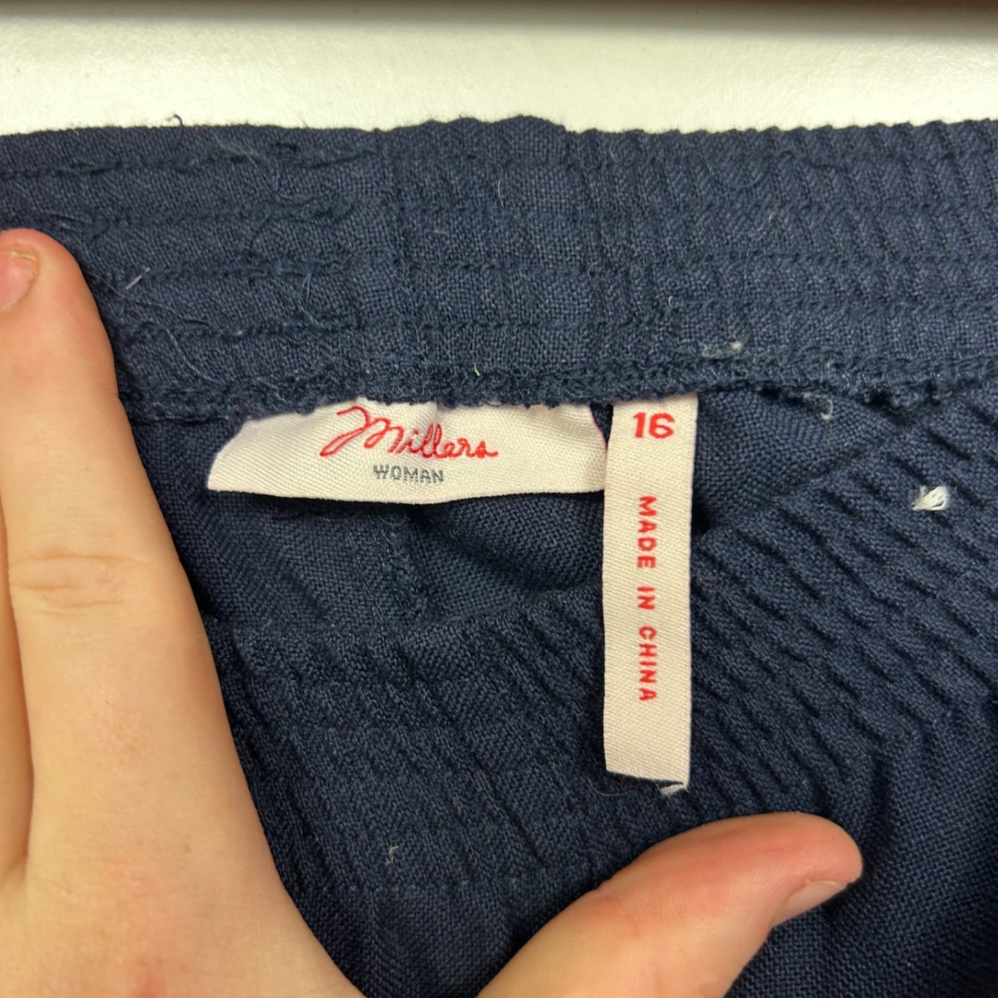 Millers Navy Blue Elastic Waist Pockets Casual Shorts Size 16