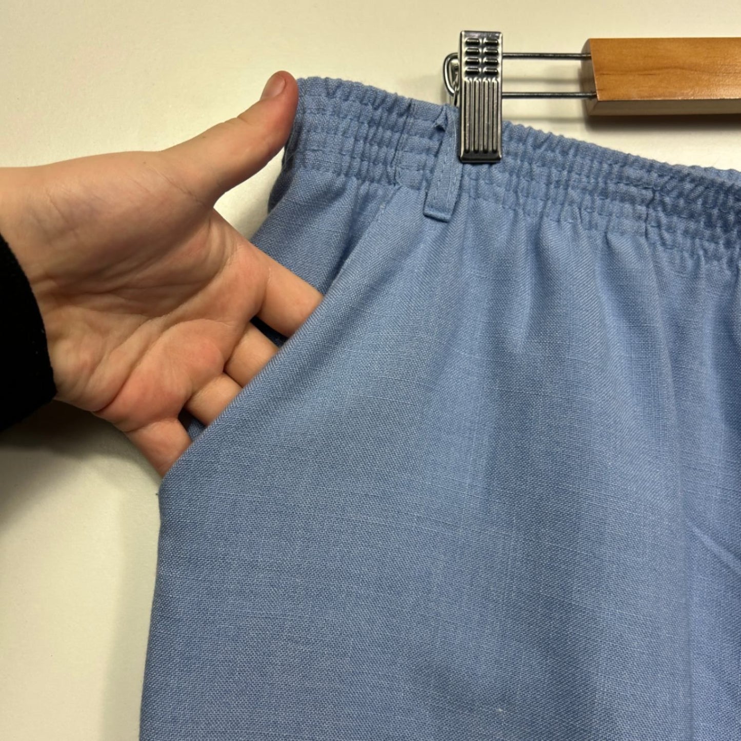 Millers Woman Blue Pockets Pull On Pants Trousers Size 20