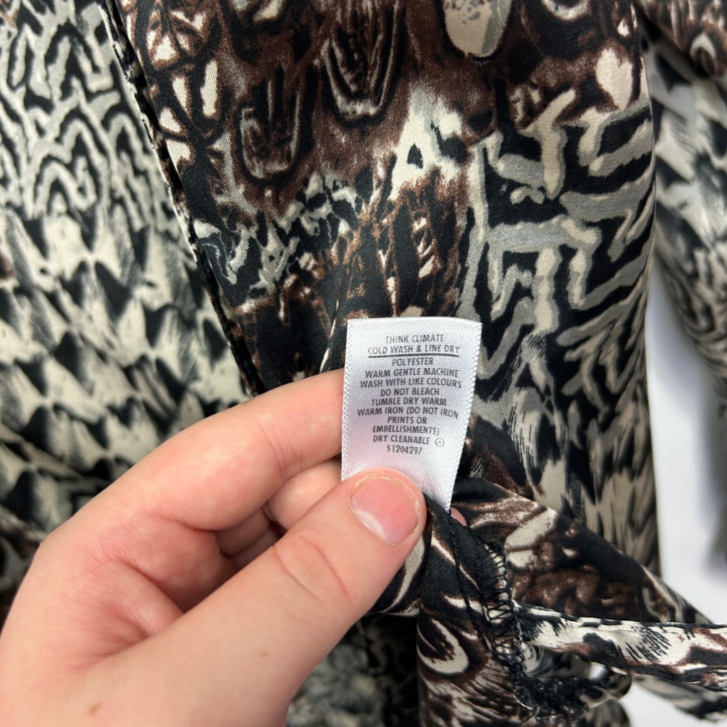 Moda Brown Black Long Sleeve Button Up Blouse Top Size 20