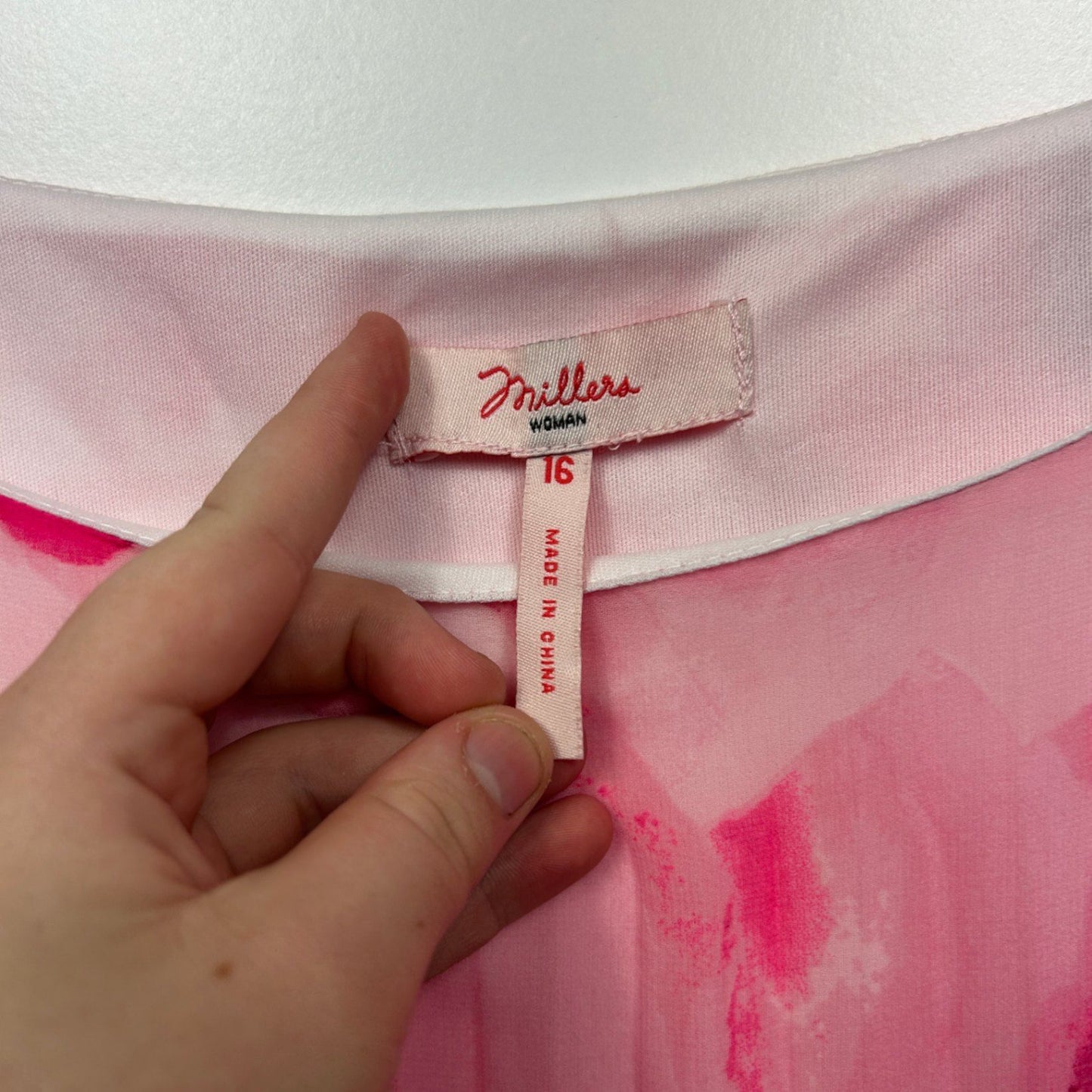 Millers Pink Sleeveless Pleated Sheer Overlay Floral Dress Size 16