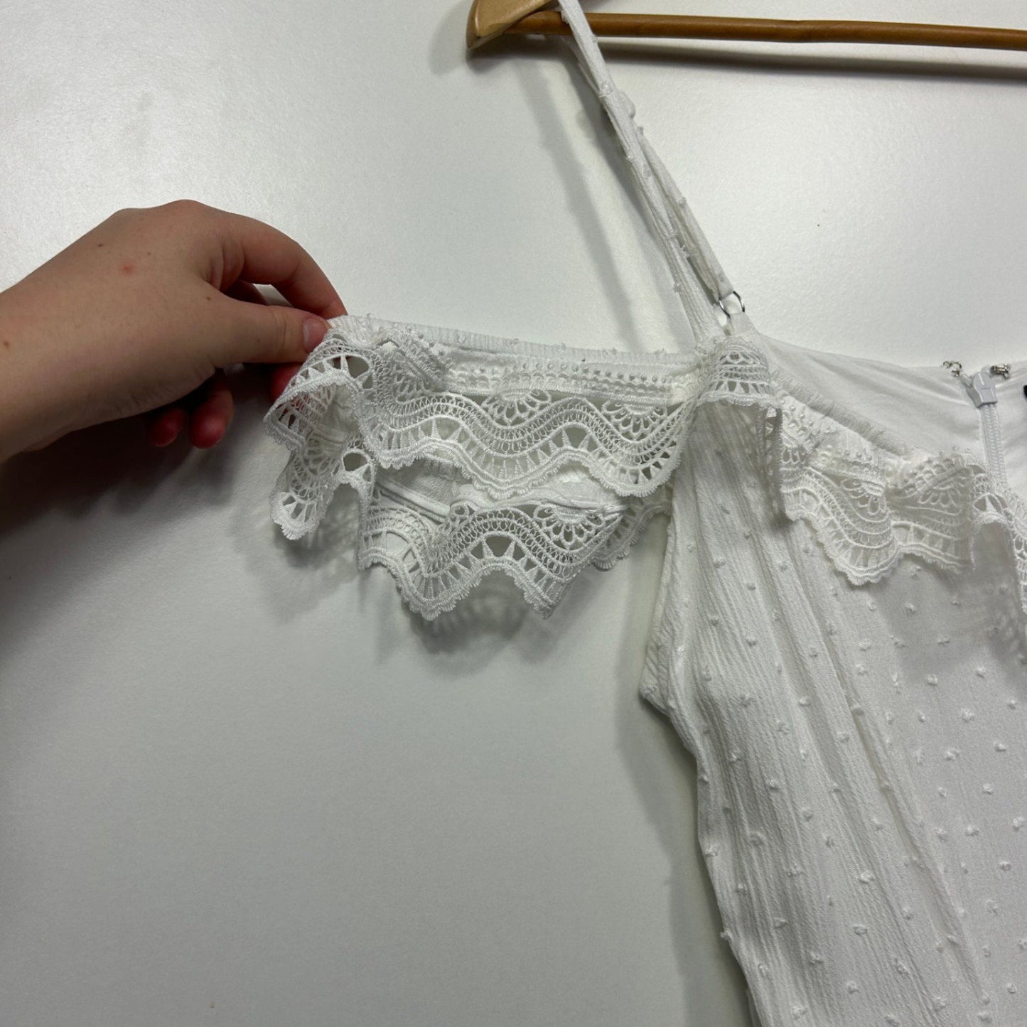 City Chic White Cold Shoulder Faux Wrap Dress Size 18 Plus Medium