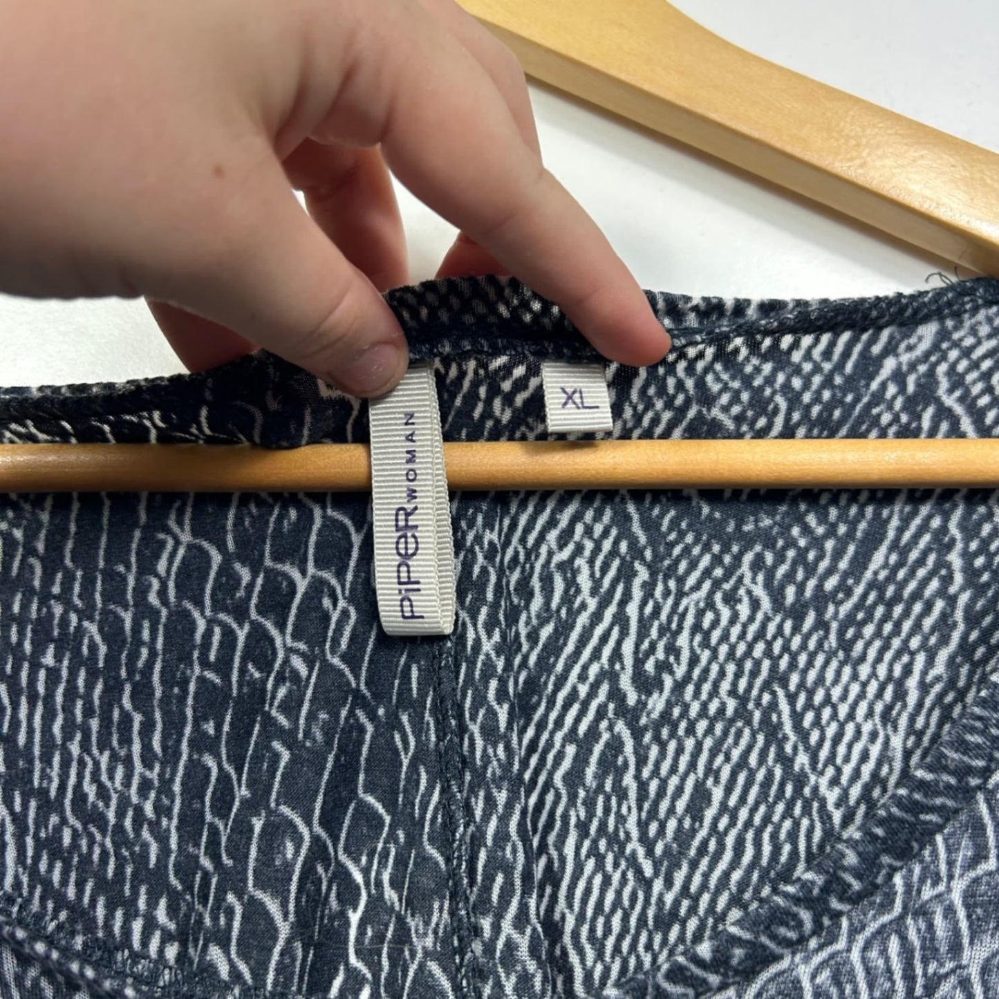 Piper Woman Women's Navy Short Sleeve Kaftan Top Blouse Size XL