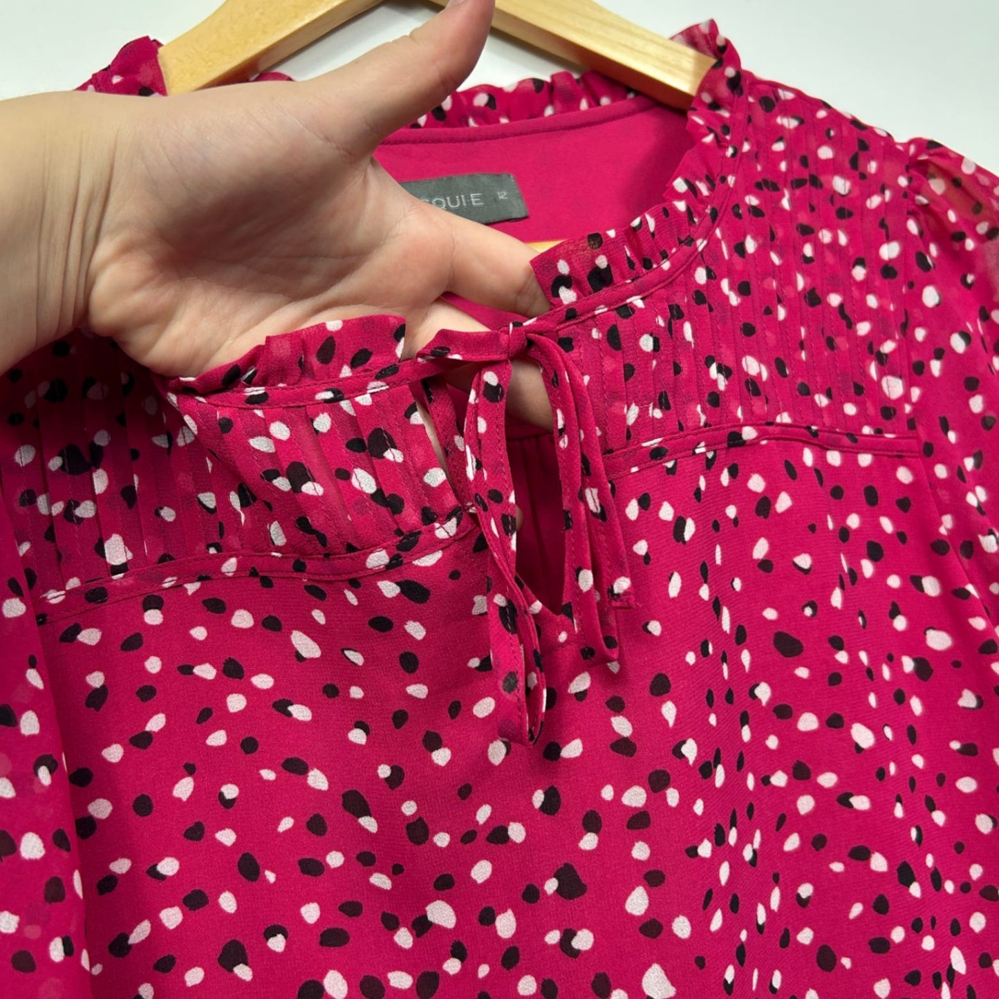 Jacqui E Pink Short Sleeve Tie Neck Blouse Size 12