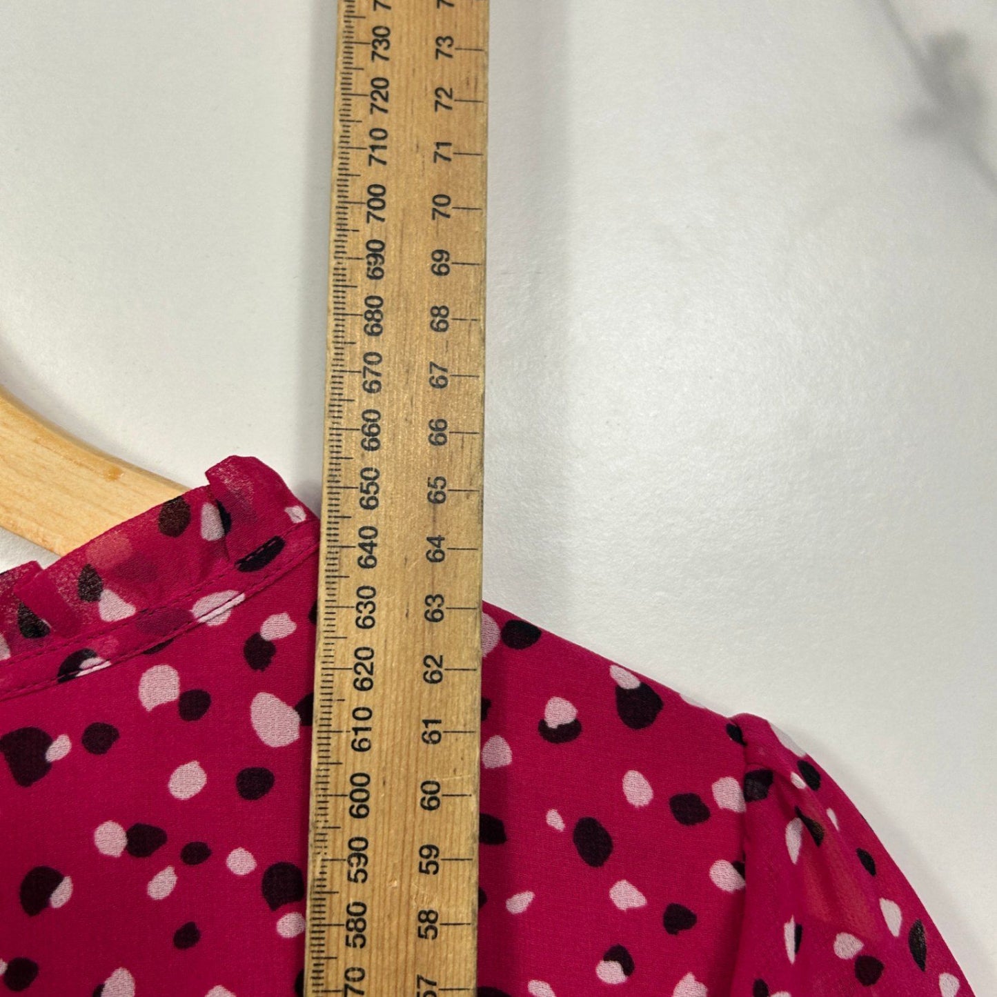 Jacqui E Pink Short Sleeve Tie Neck Blouse Size 12