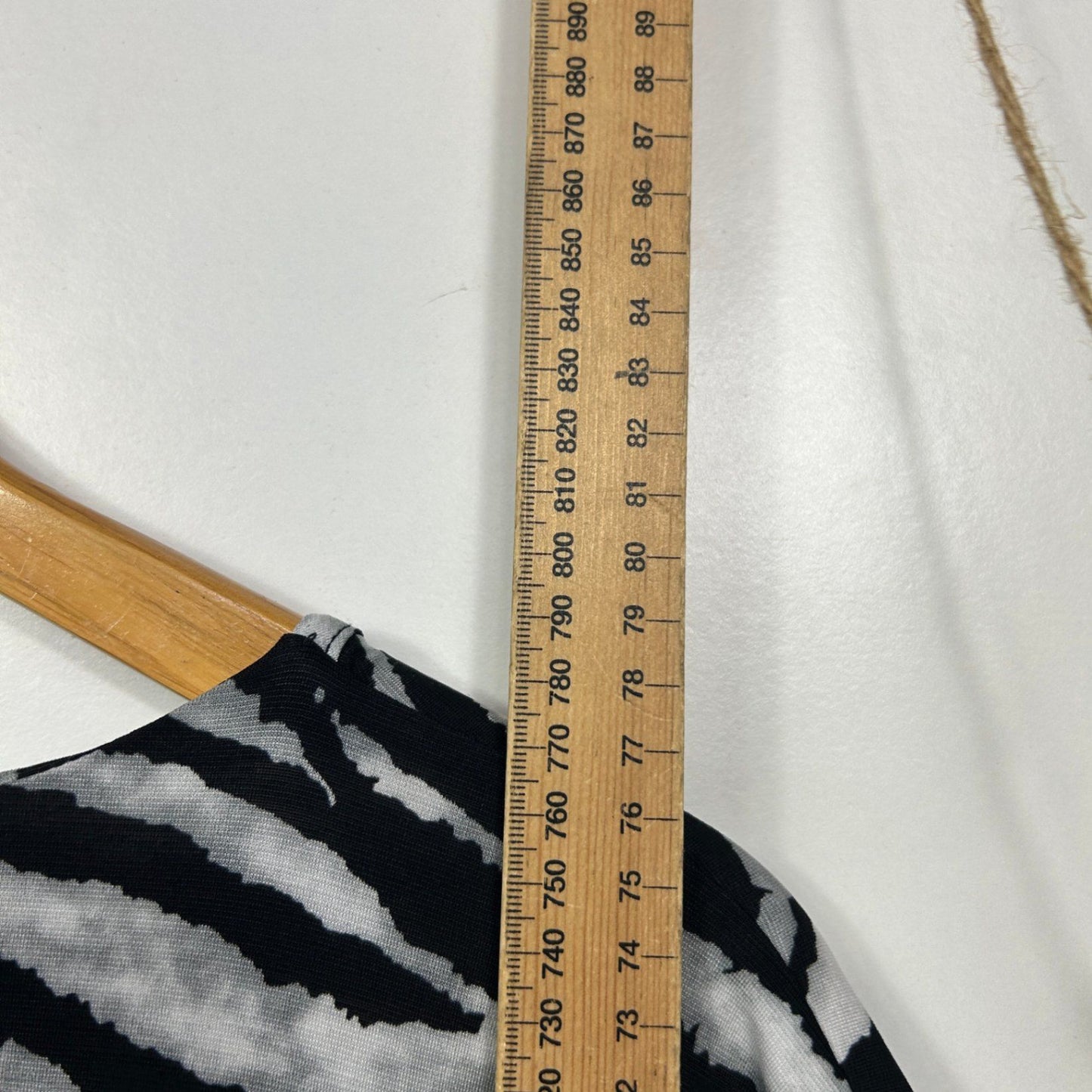 My Size Black White Short Sleeve Handkerchief Hem Tunic Top Size 16