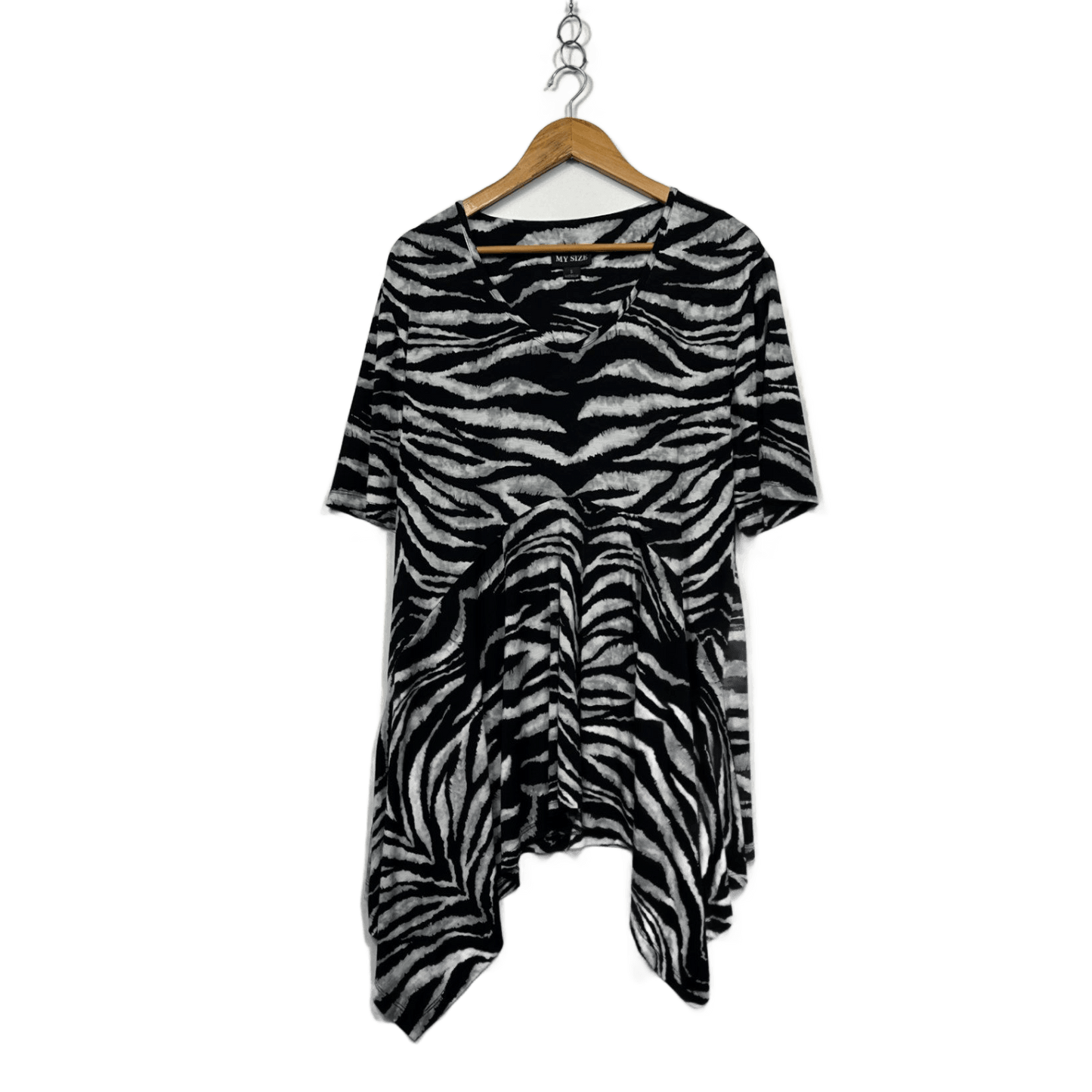 My Size Black White Short Sleeve Handkerchief Hem Tunic Top Size 16