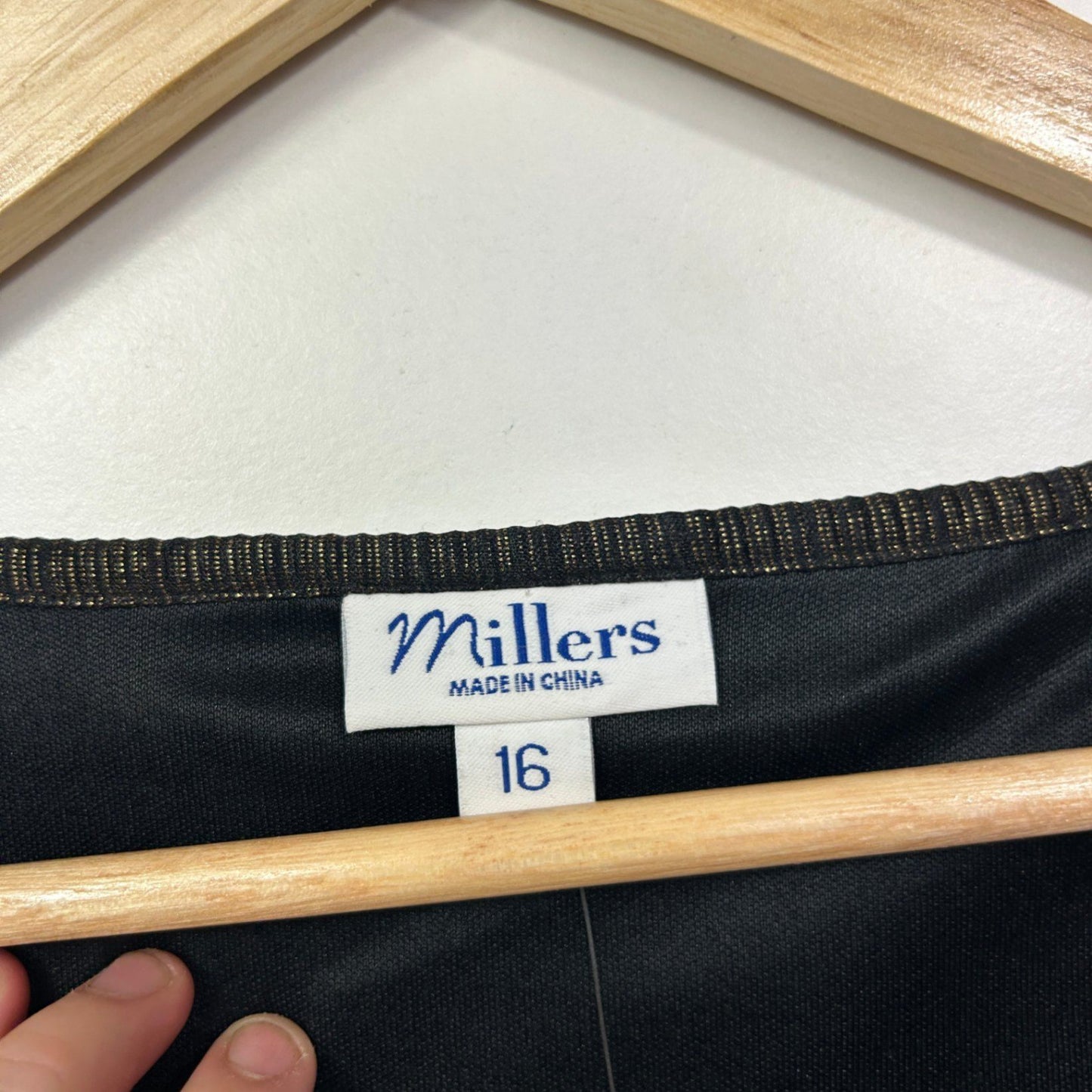 Millers Black Gold Sleeveless Round Neck Layered Top Blouse Size 16