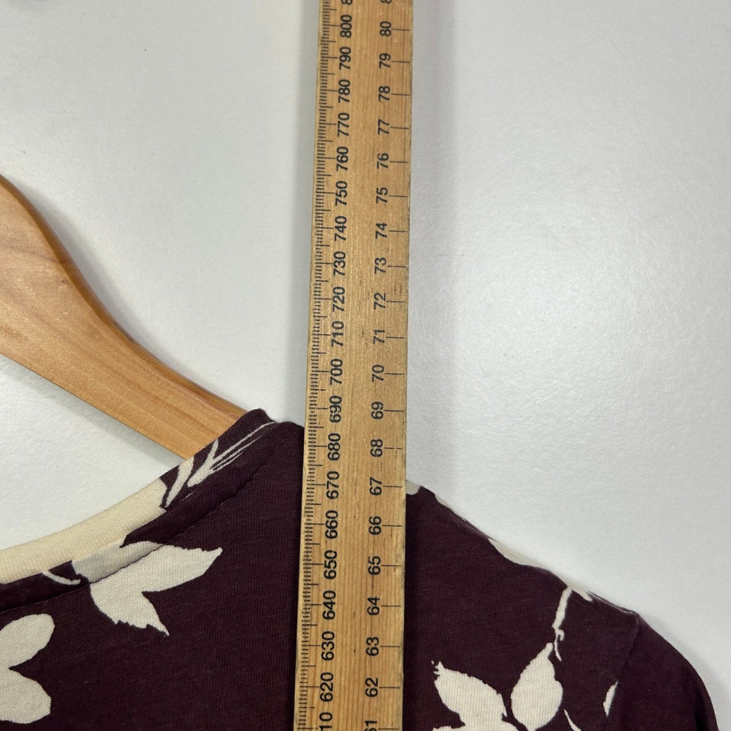 Anko Chocolate FLoral Short Sleeve Round Neck Casual Top Size 18