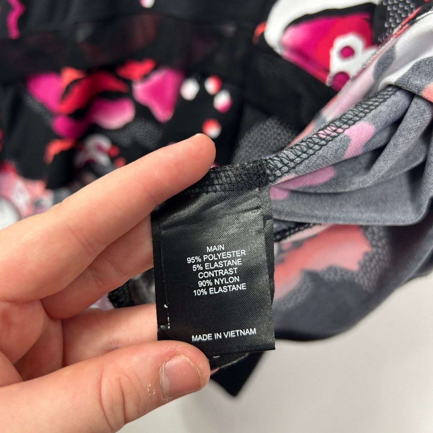 Taking Shape Black Floral Short Sleeve Hi Low Hem Tunic Top Blouse Size 14-16