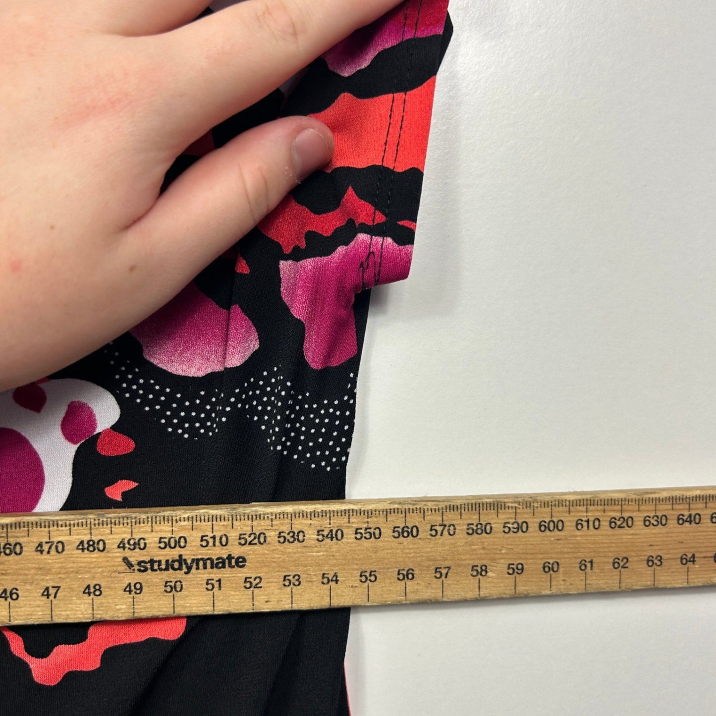 Taking Shape Black Floral Short Sleeve Hi Low Hem Tunic Top Blouse Size 14-16