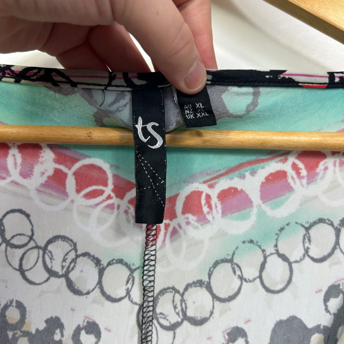 Taking Shape Multicoloured Short Sleeve Tunic Top Size 22 XL Plus