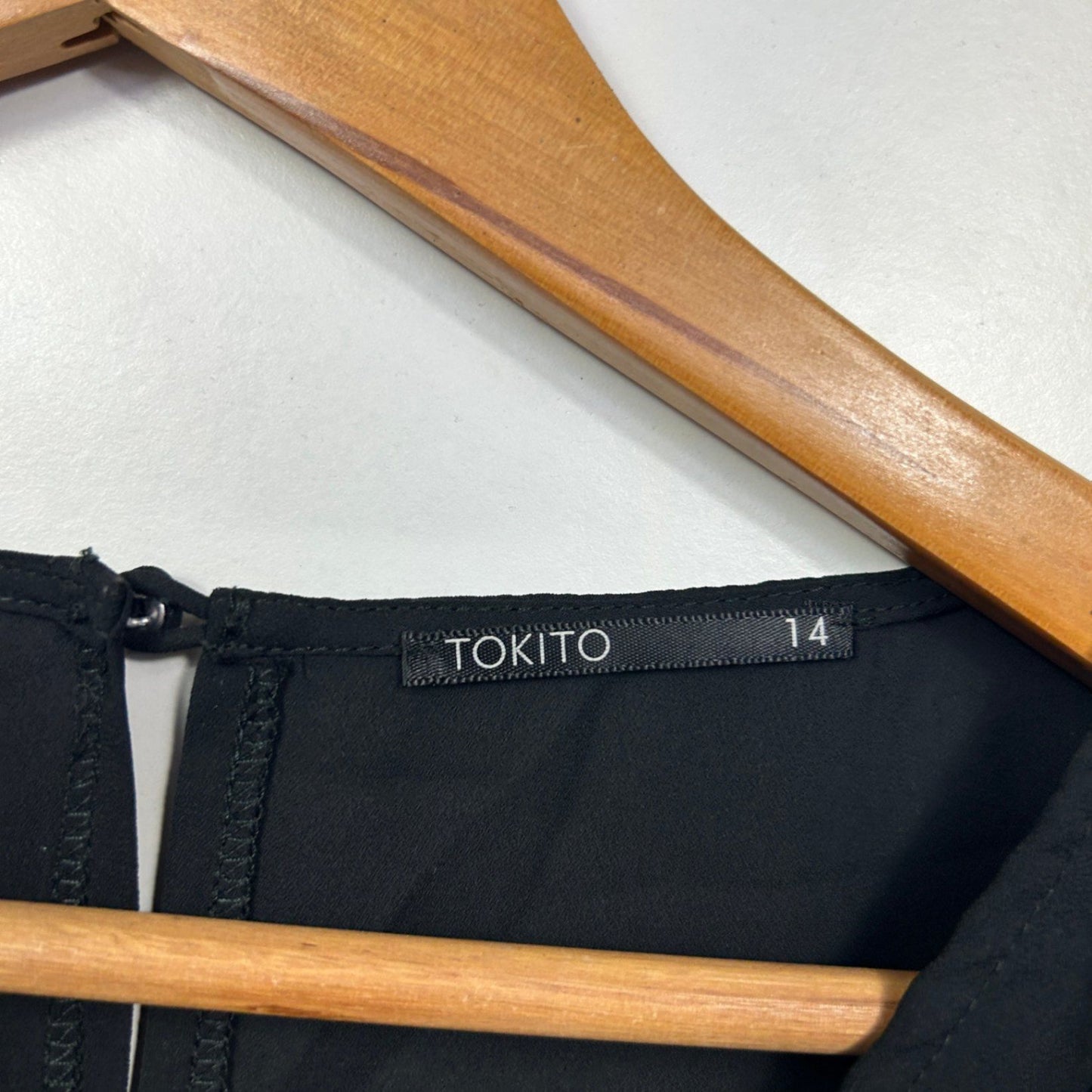 Tokito Black Floral Sleeveless V-Neck Top Blouse Size 14