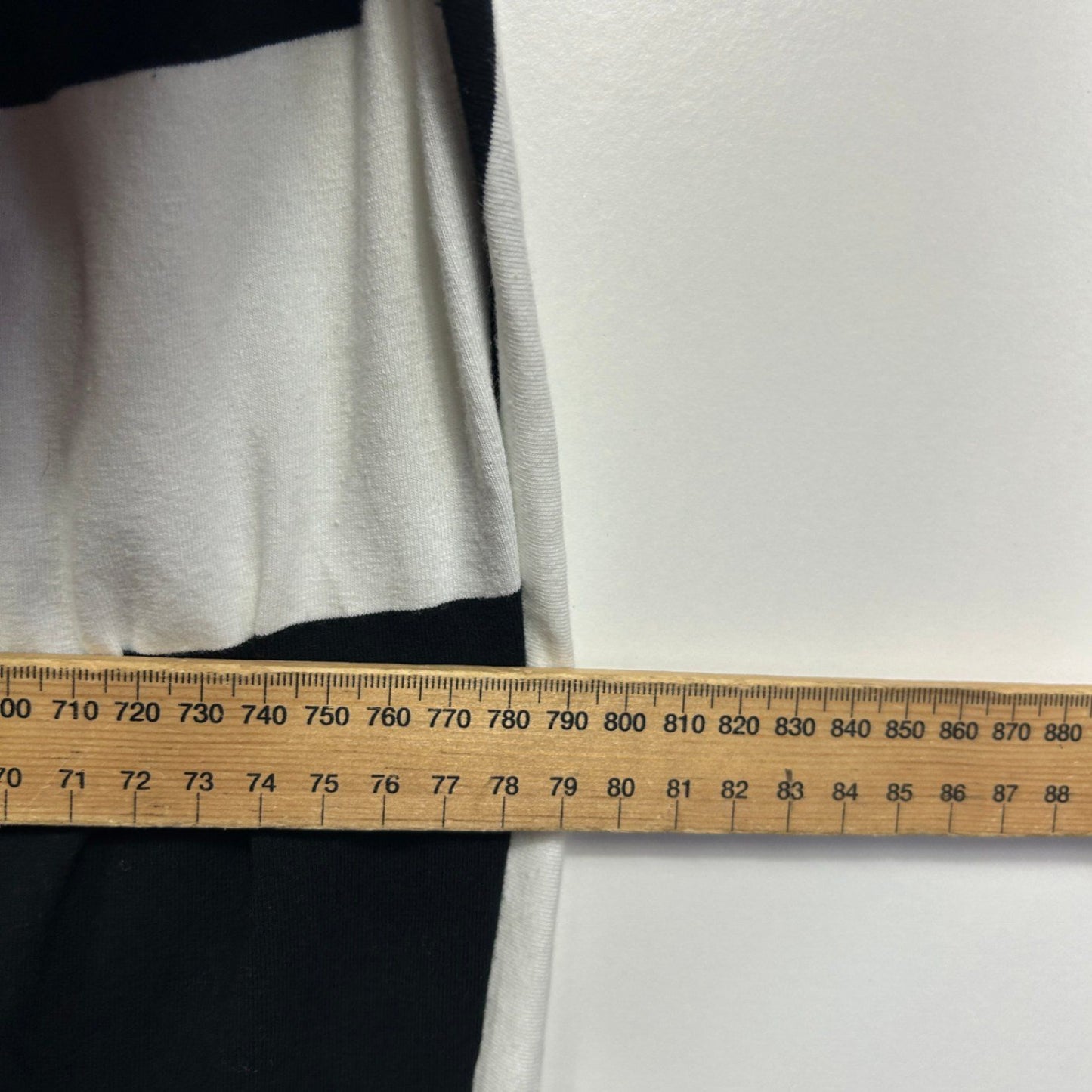 Soolinen Black White Striped Love Sleeve Kaftan Size 16 - 18 (Fault -Marks )