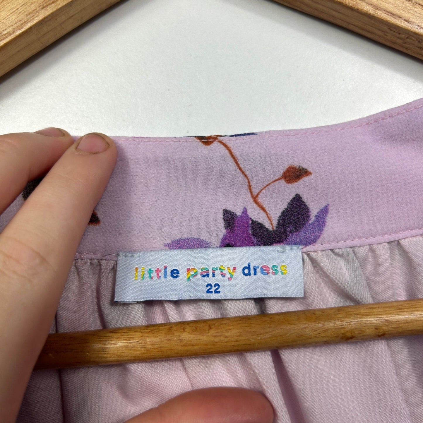 Little Party Dress Pink Purple Floral Long Sleeve Blouse Size 22 (Fault - Pull)