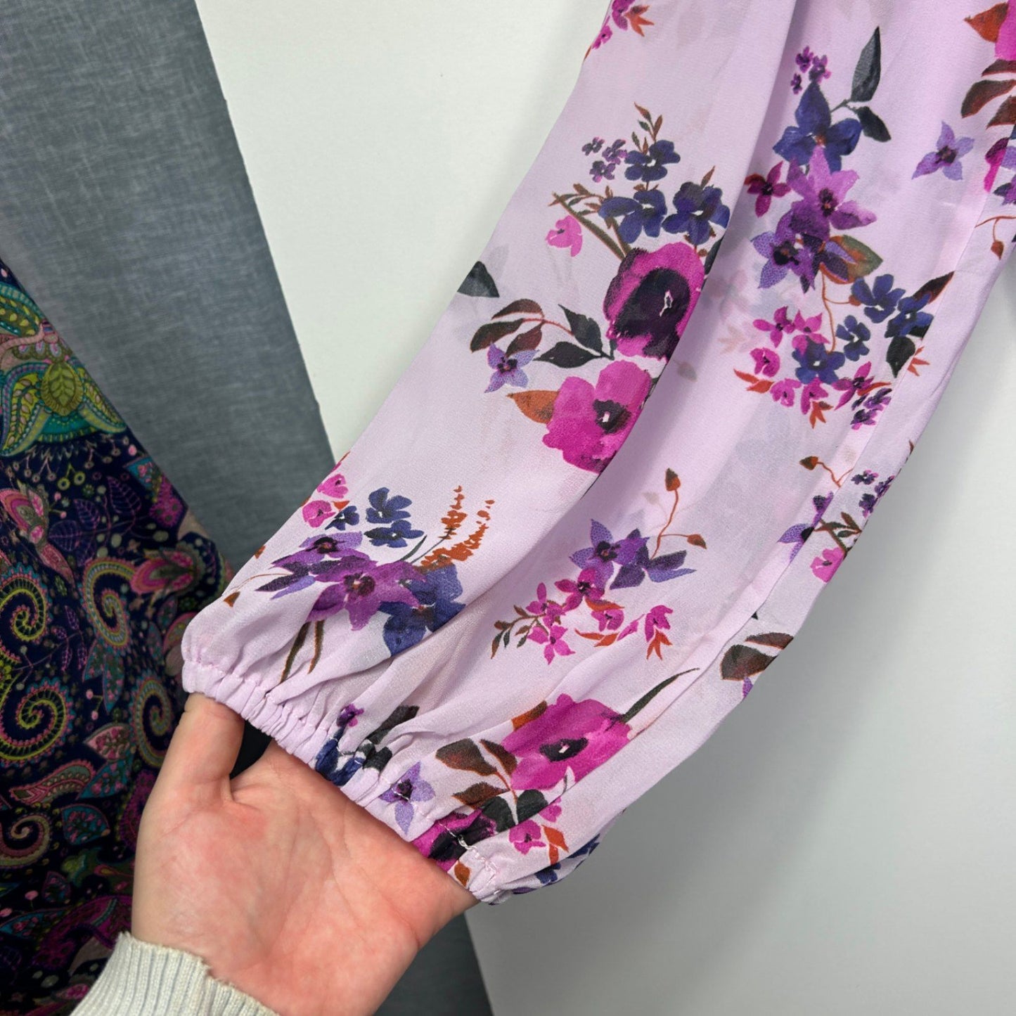 Little Party Dress Pink Purple Floral Long Sleeve Blouse Size 22 (Fault - Pull)