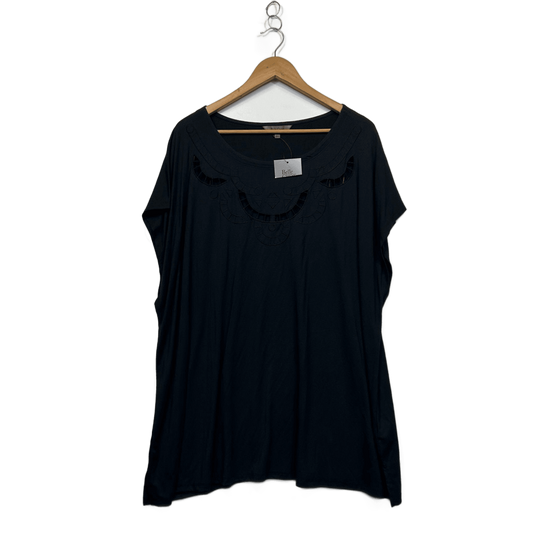 Belle Curve Black Short Sleeve Scoop Neck Casual Top Size 26