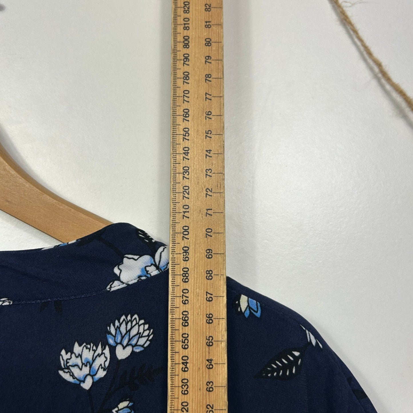 Jacqui E Navy Floral Short Sleeve Top Size 14  Large