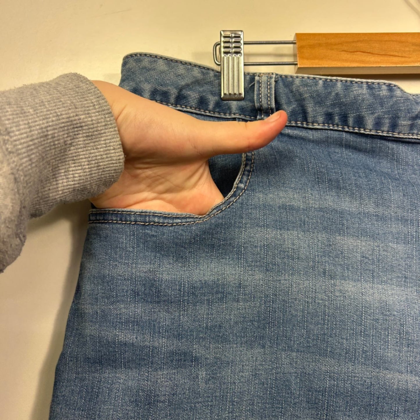 Anko Blue Relaxed High Waist Pockets Rolled Hem Denim Shorts Size 20