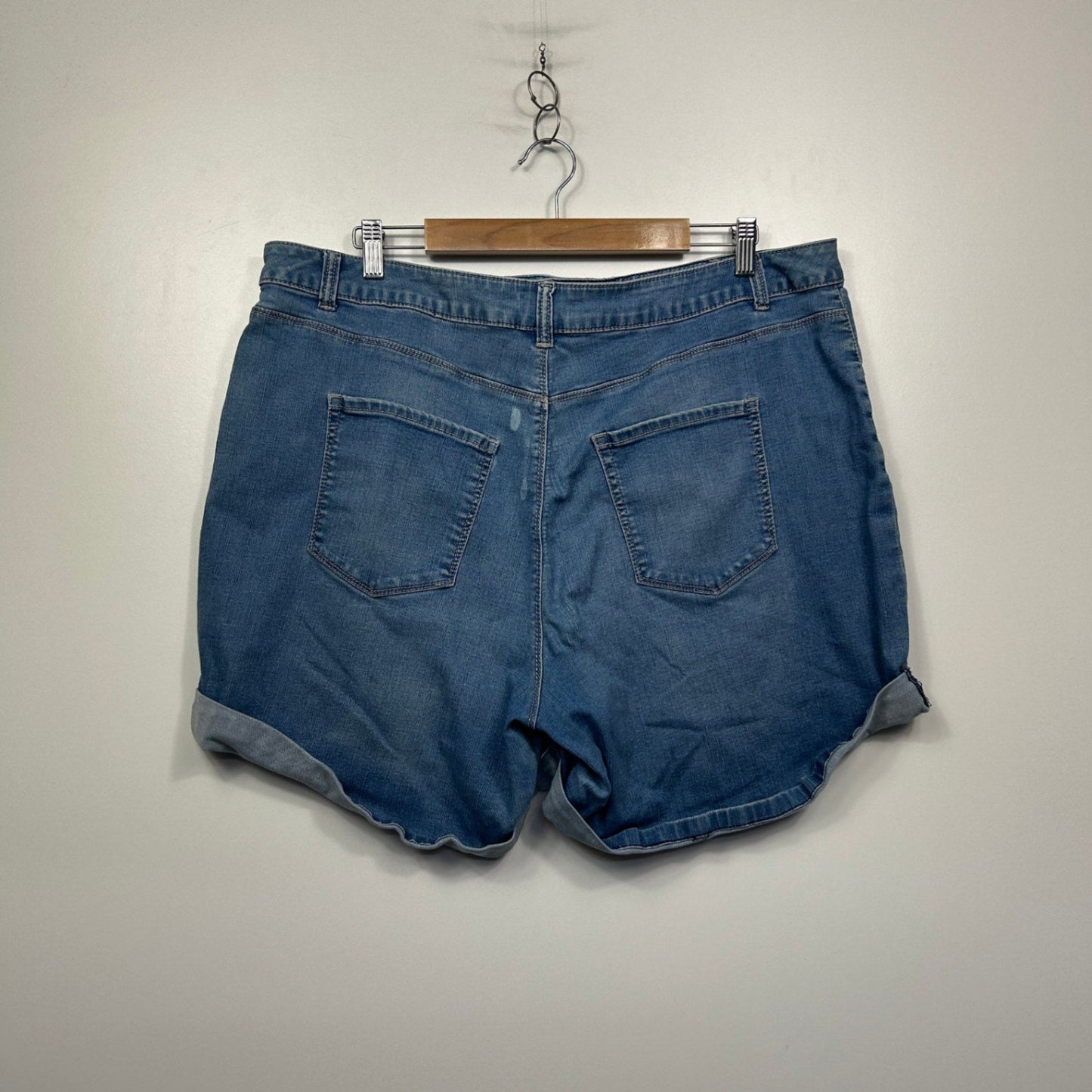 Anko Blue Relaxed High Waist Pockets Rolled Hem Denim Shorts Size 20