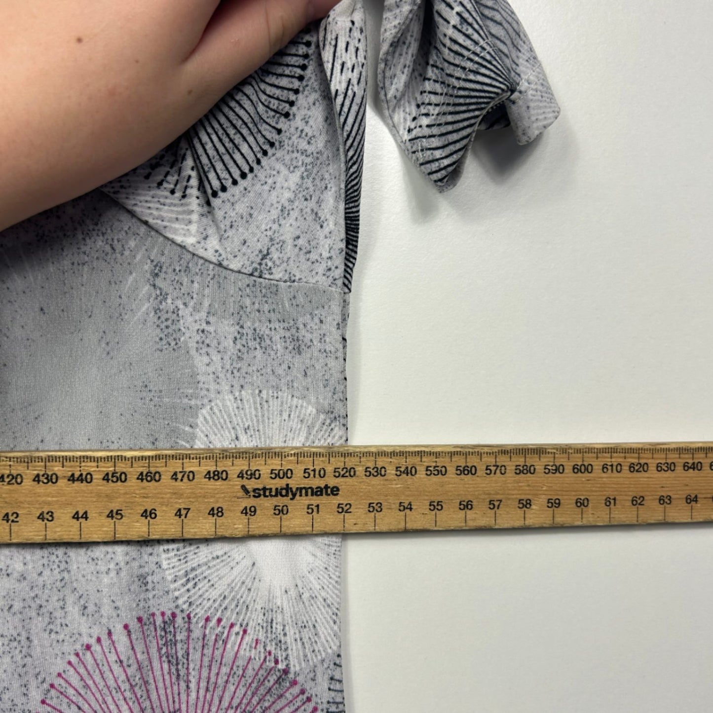 Noni B Womens Grey Pink Black Long Sleeve Print Top Blouse Size L