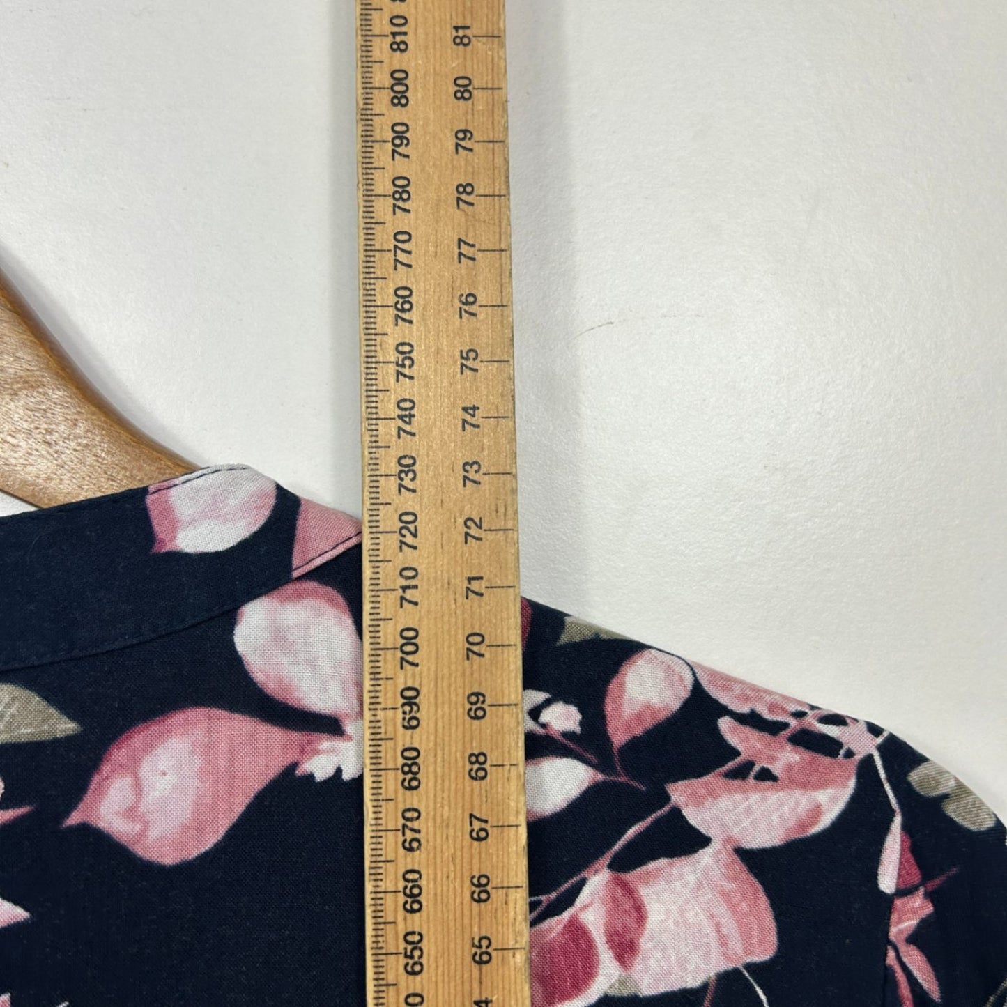 Katies  Navy Pink Floral 3/4 Sleeve Linen Blend Blouse Size 16