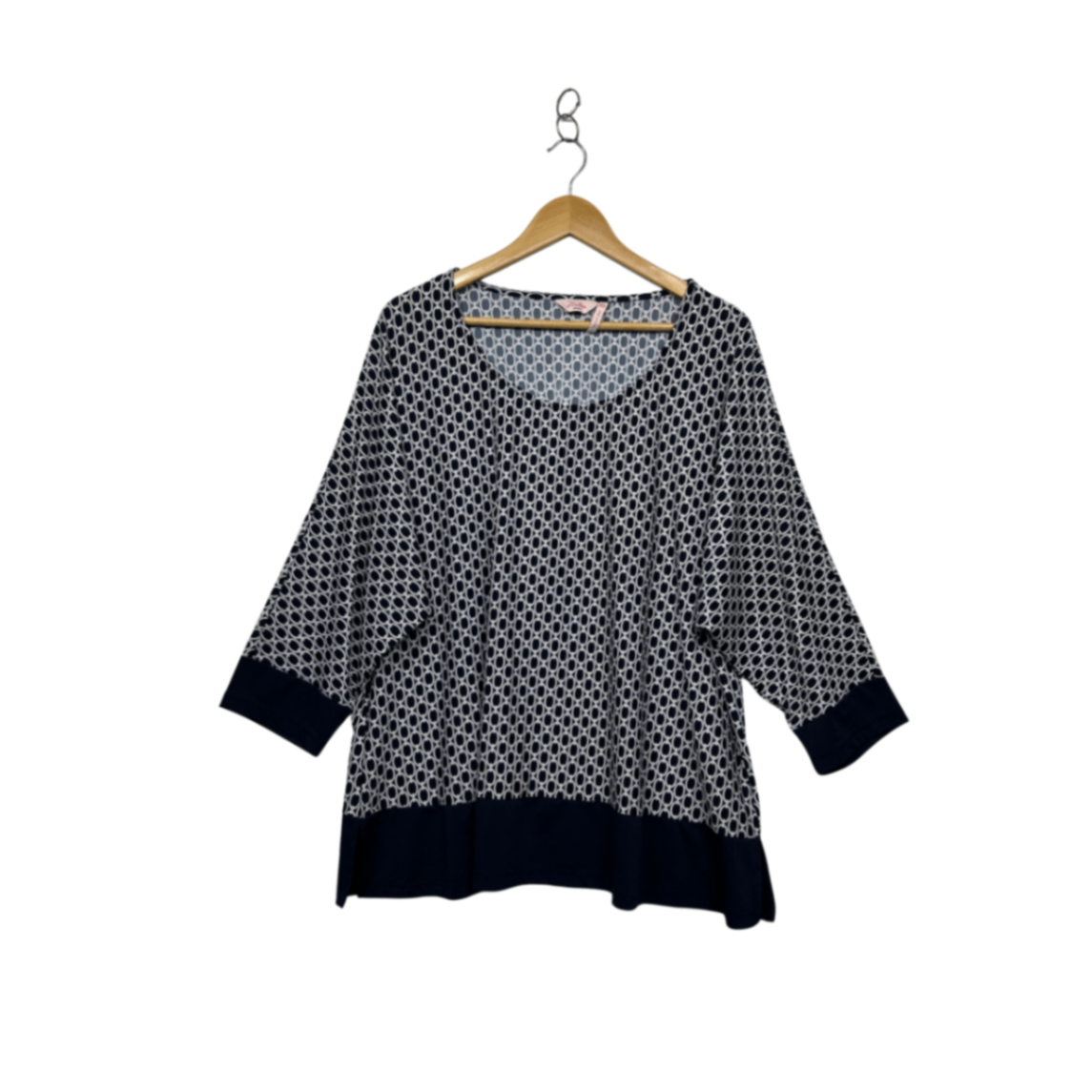 Millers Navy White Long Sleeve Top Size 22 (Fault - Mark)